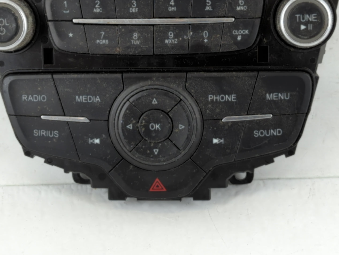 2015-2018 Ford Focus Radio AM FM Cd Player Receiver Replacement P/N:1701188 F1ET1-K811KD Fits Fits 2015 2016 2017 2018 2019 OEM Used Auto Parts - Oemusedautoparts1.com