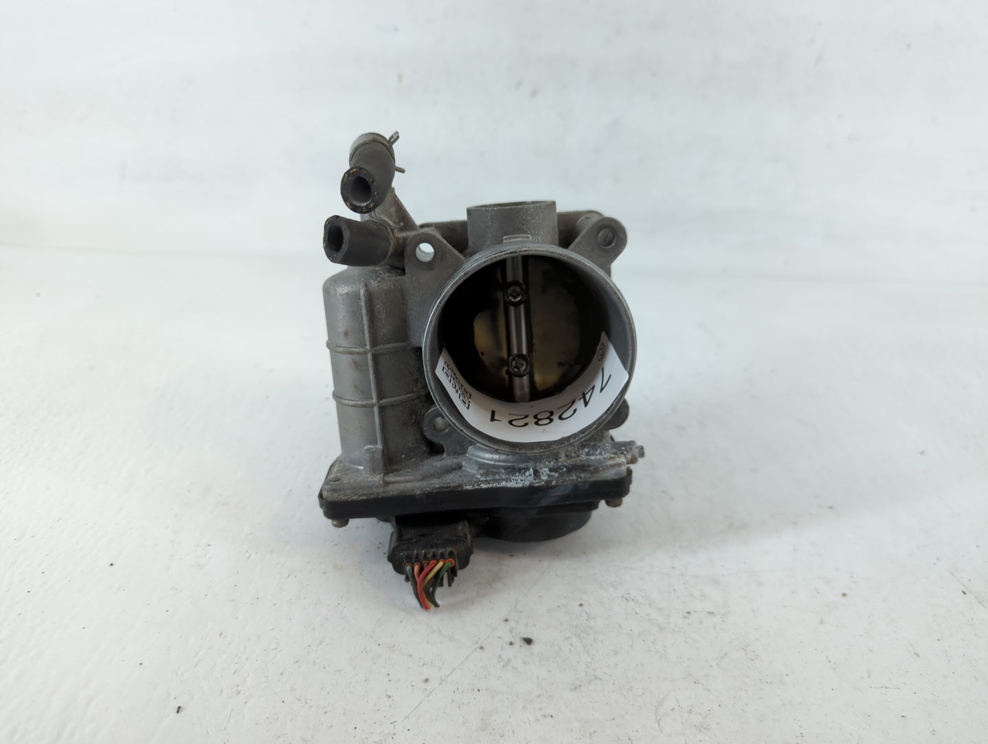 2007-2013 Nissan Altima Throttle Body P/N:7426H RME60-15 Fits Fits 2007 2008 2009 2010 2011 2012 2013 OEM Used Auto Parts - Oemusedautoparts1.com