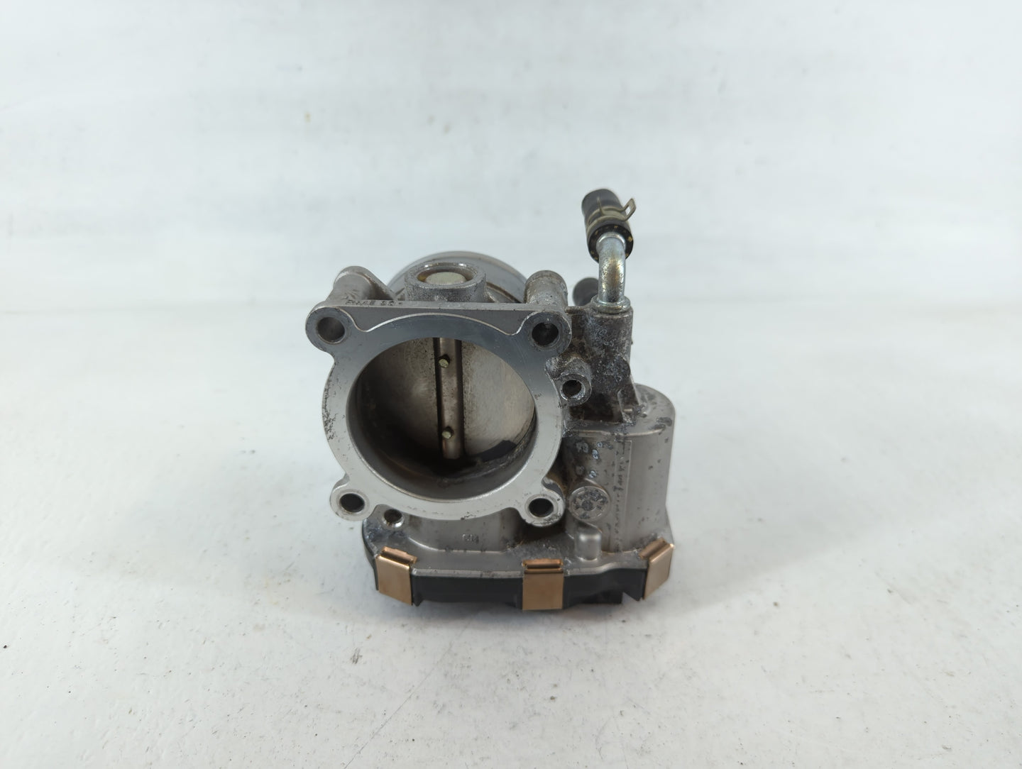 2017-2020 Infiniti Q60 Throttle Body P/N:1701 RME60-52 Fits Fits 2016 2017 2018 2019 2020 OEM Used Auto Parts - Oemusedautoparts1.com