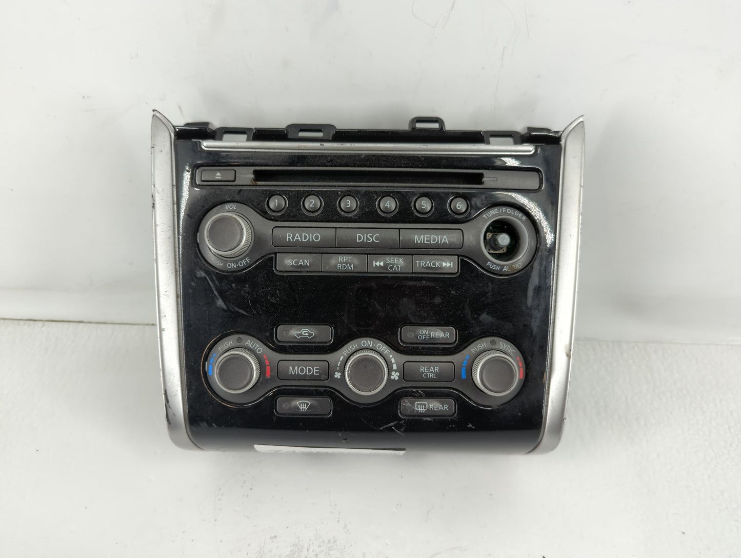 2017-2020 Nissan Pathfinder Radio AM FM Cd Player Receiver Replacement P/N:68260 9PR0A Fits Fits 2017 2018 2019 2020 OEM Used Auto Parts - Oemusedautoparts1.com