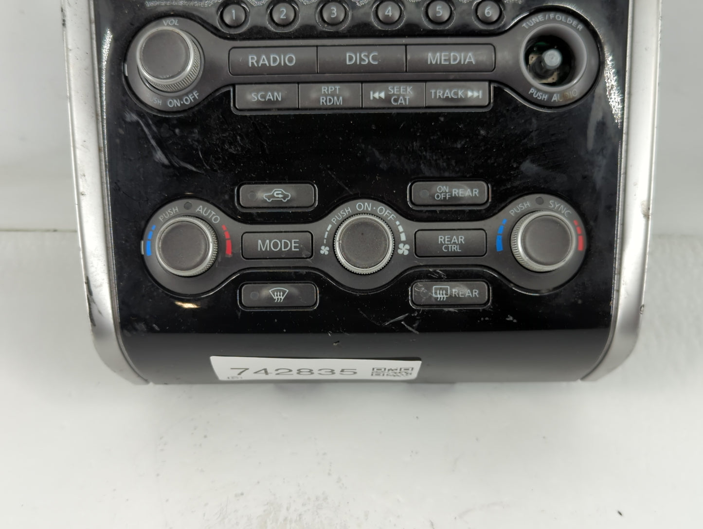 2017-2020 Nissan Pathfinder Radio AM FM Cd Player Receiver Replacement P/N:68260 9PR0A Fits Fits 2017 2018 2019 2020 OEM Used Auto Parts - Oemusedautoparts1.com