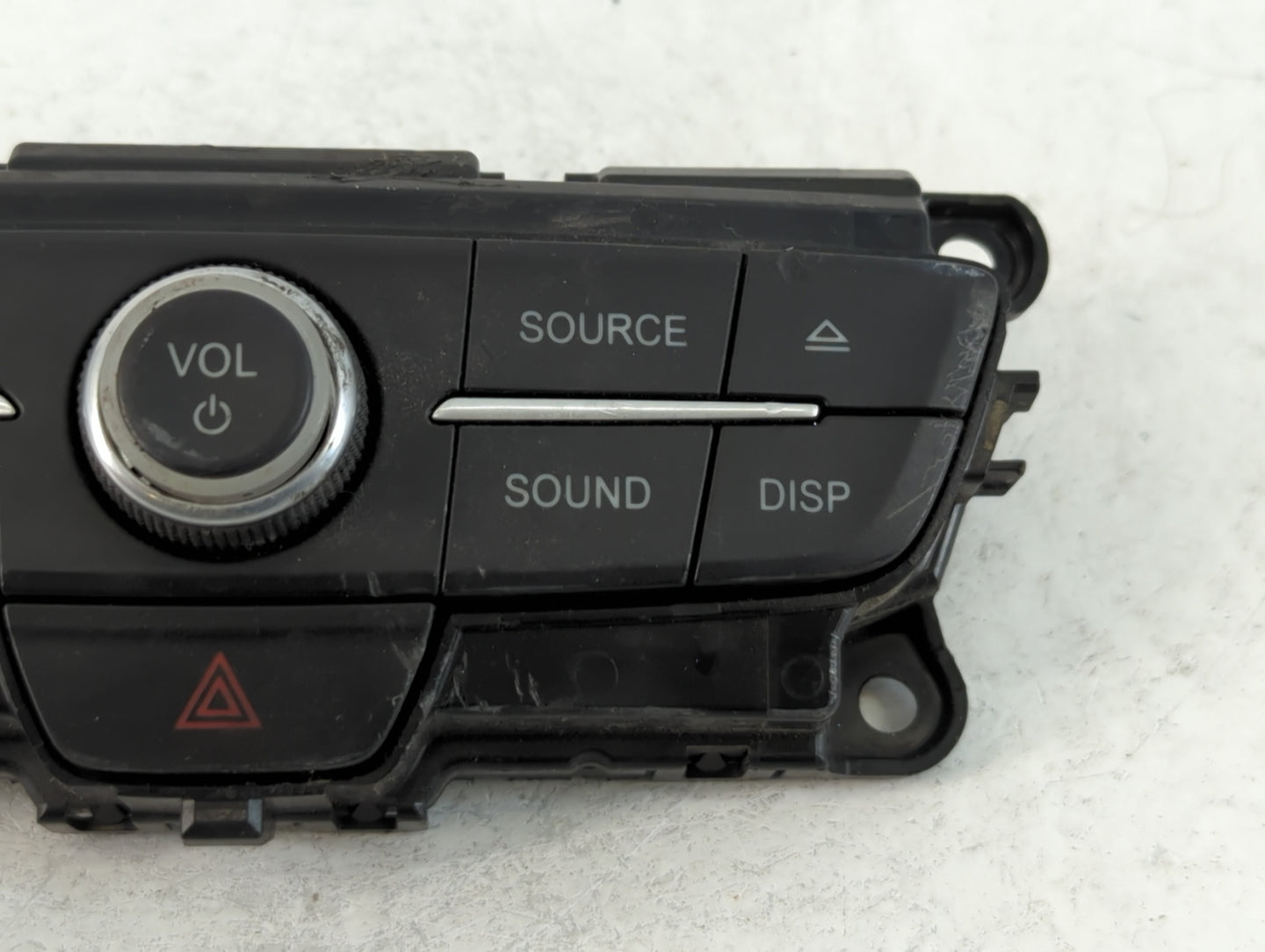 2017-2019 Ford Escape Radio AM FM Cd Player Receiver Replacement P/N:F1CT18K811HC Fits Fits 2017 2018 2019 OEM Used Auto Parts - Oemusedautoparts1.com