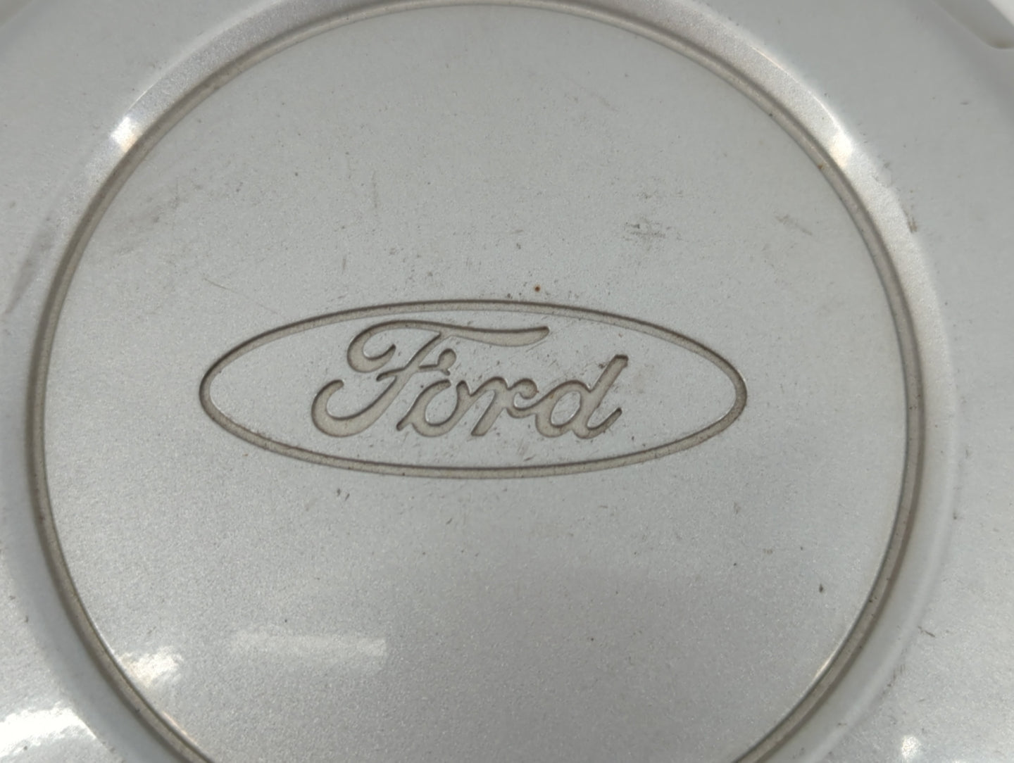 2022 Ford Expedition Rim Wheel Center Cap - Oemusedautoparts1.com