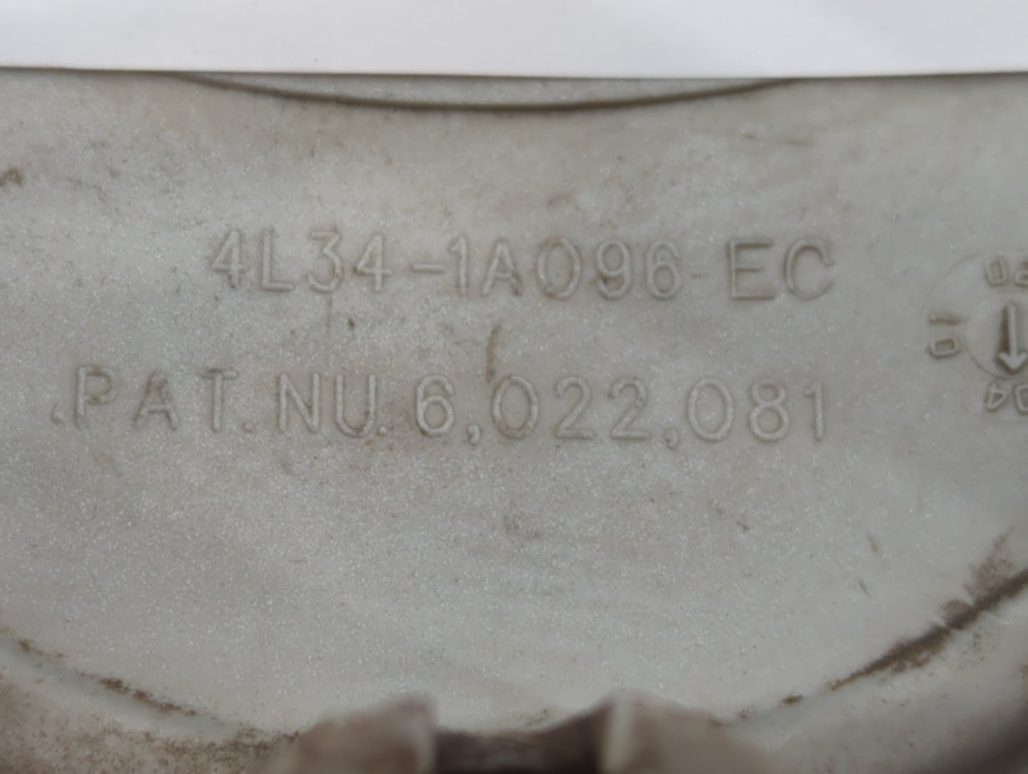 2022 Ford Expedition Rim Wheel Center Cap - Oemusedautoparts1.com
