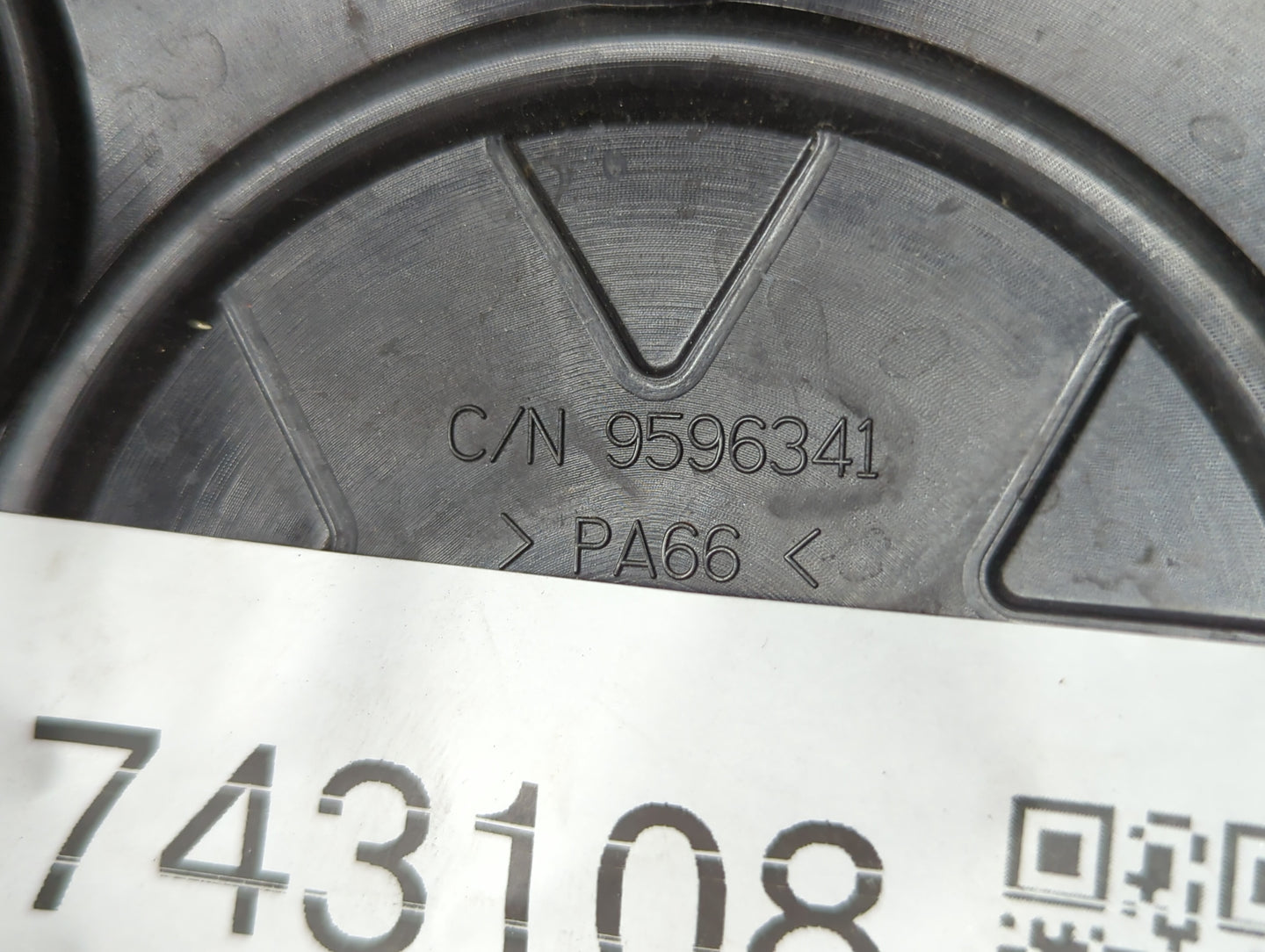 2007 Chevrolet Silverado 1500 Rim Wheel Center Cap - Oemusedautoparts1.com