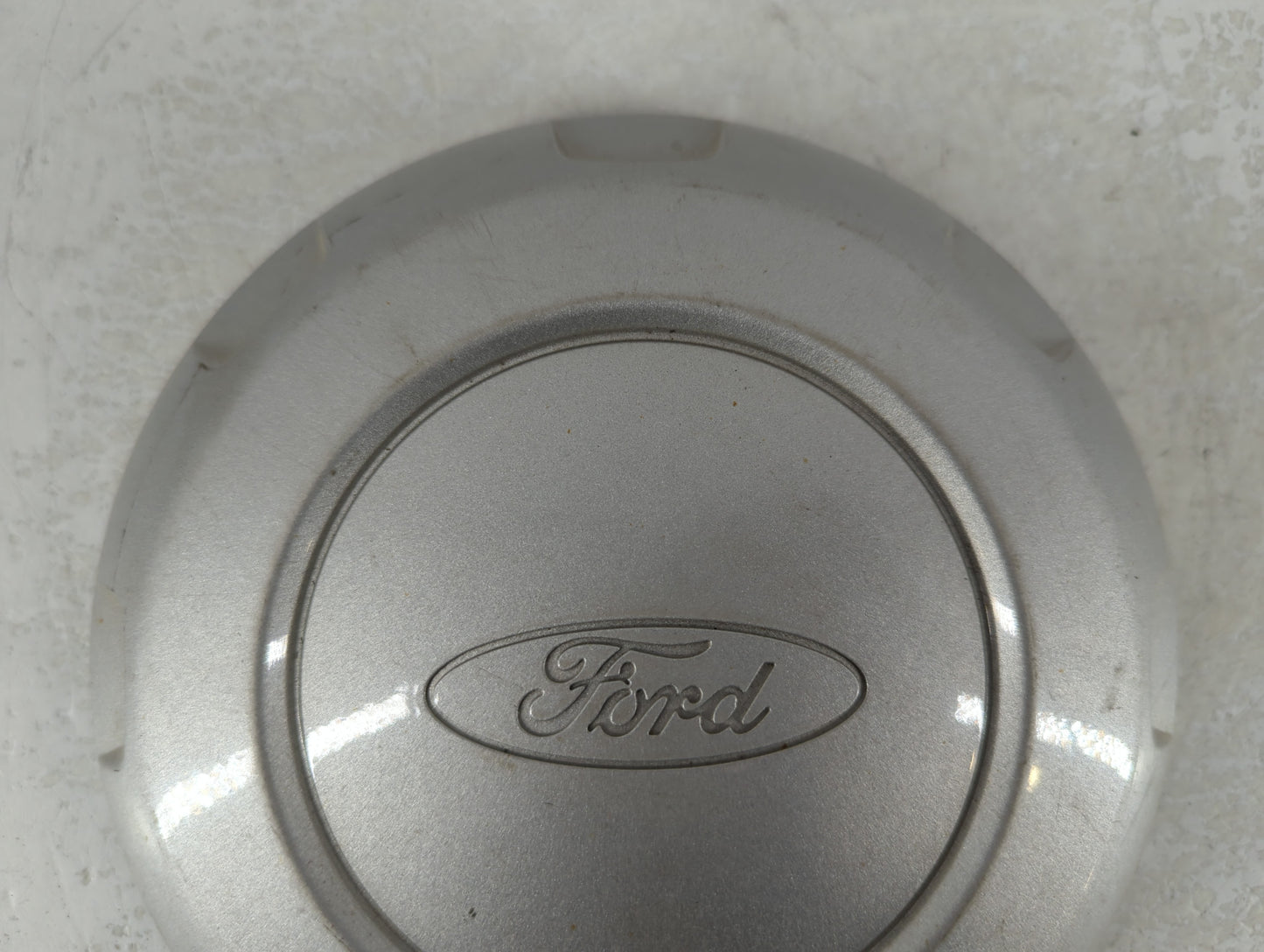 2022 Ford Expedition Rim Wheel Center Cap - Oemusedautoparts1.com
