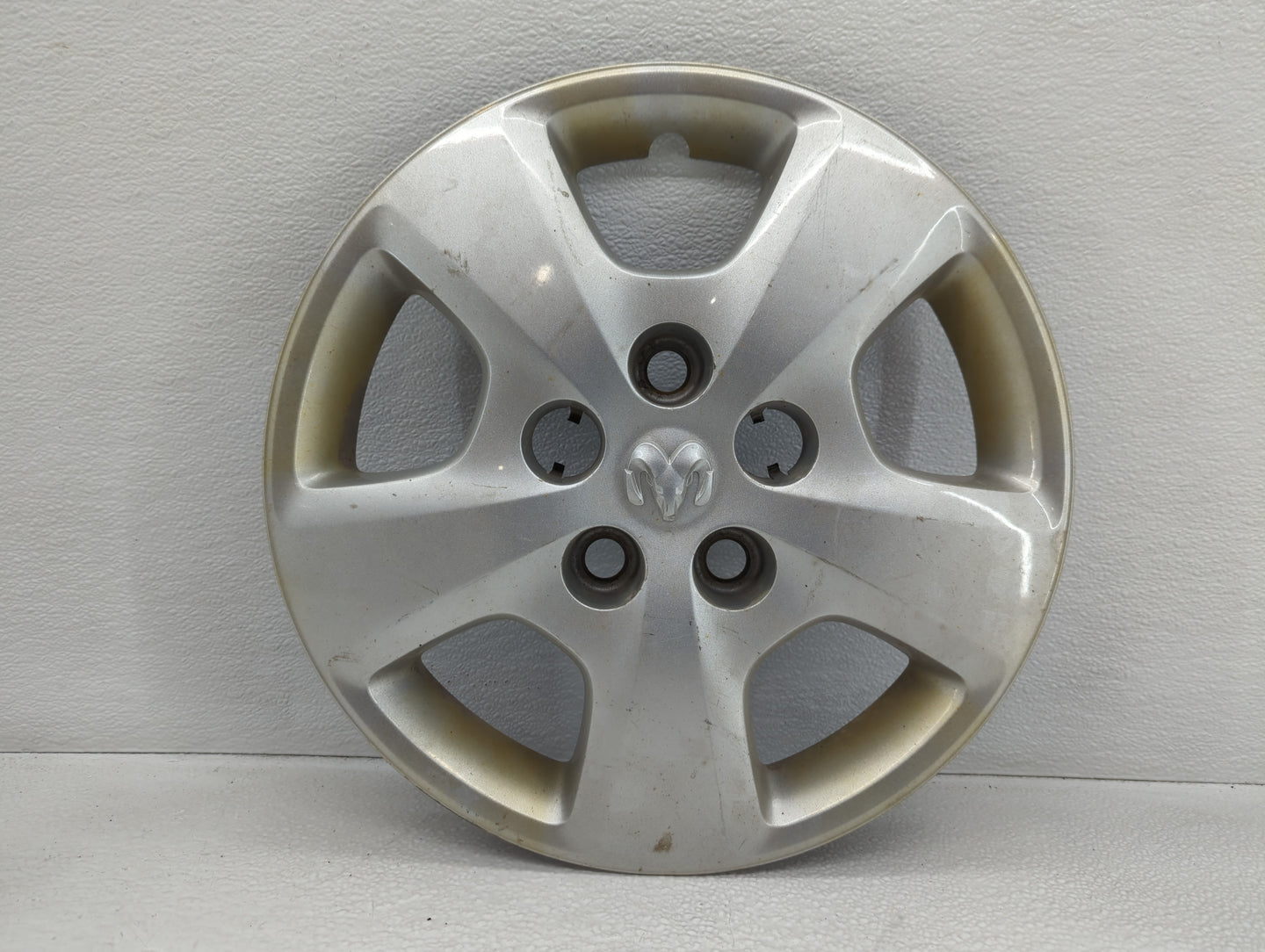 2011 Dodge Caliber Rim Wheel Center Cap - Oemusedautoparts1.com