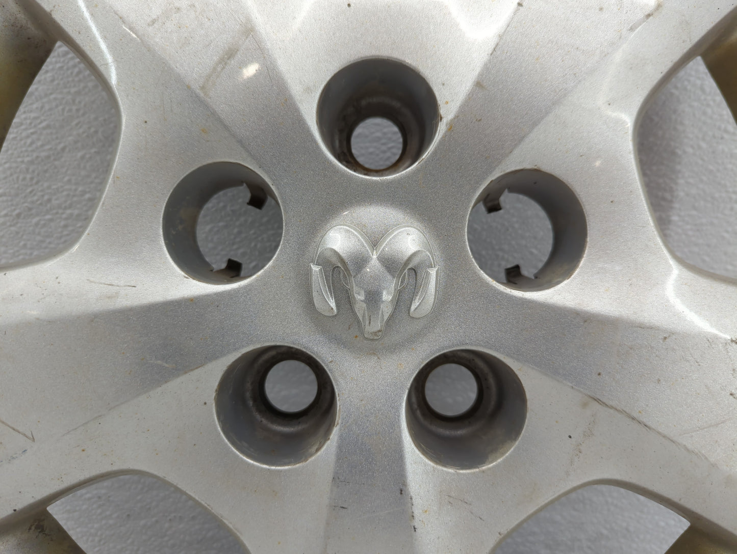 2011 Dodge Caliber Rim Wheel Center Cap - Oemusedautoparts1.com