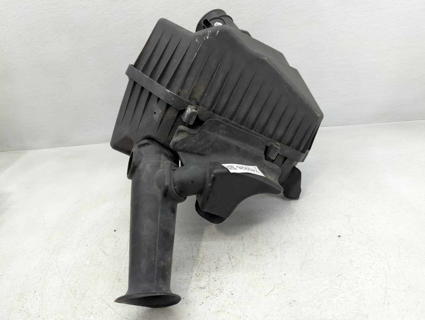 Saturn Outlook Air Cleaner Intake-duct Hose Tube - Oemusedautoparts1.com