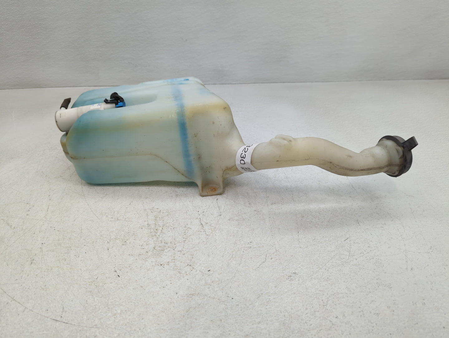 2005-2010 Chevrolet Cobalt Windshield Washer Fluid Reservoir Bottle Oem - Oemusedautoparts1.com