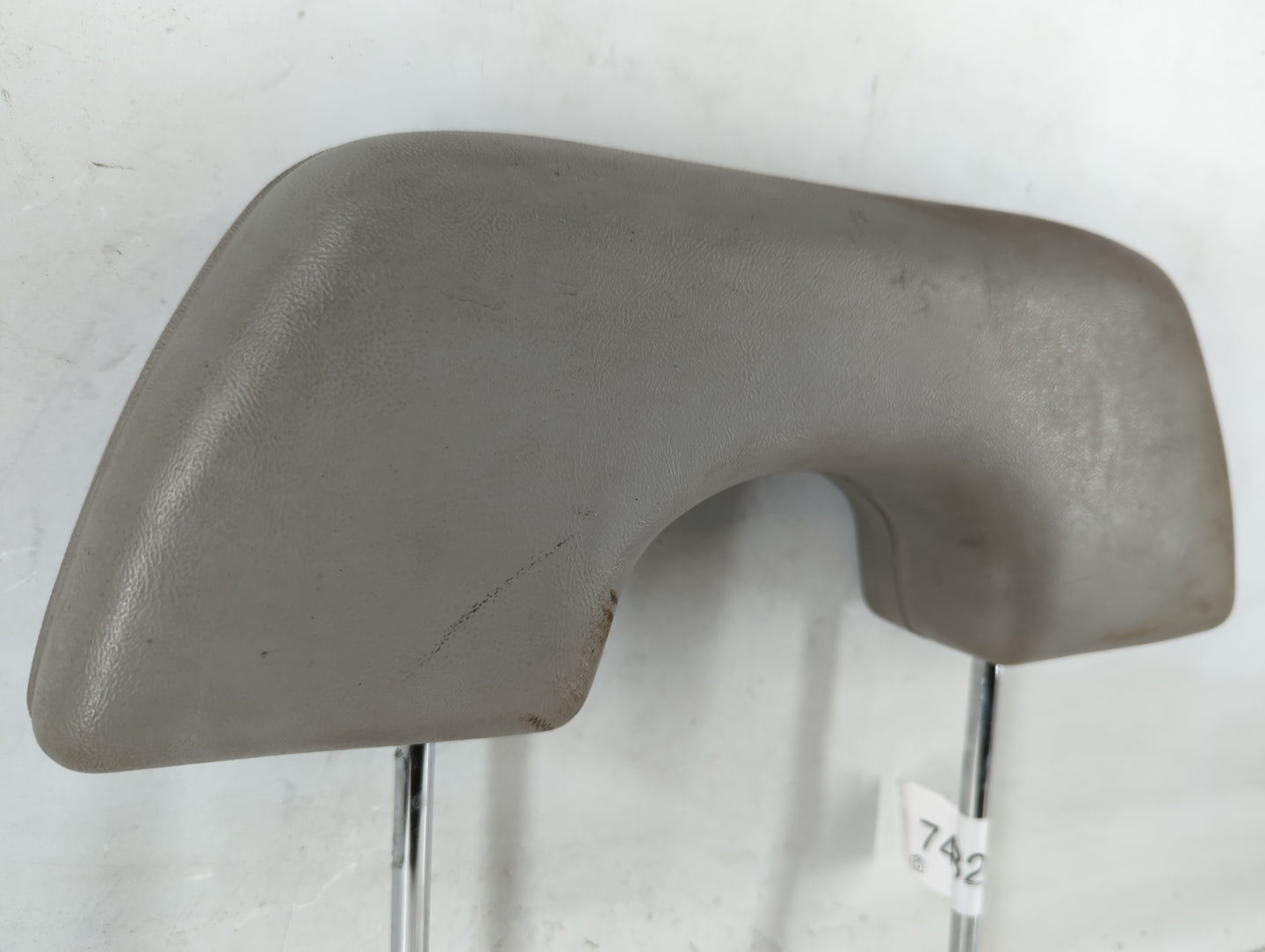 1994 Chevrolet 1500 Headrest Head Rest Front Driver Passenger Seat Fits OEM Used Auto Parts - Oemusedautoparts1.com