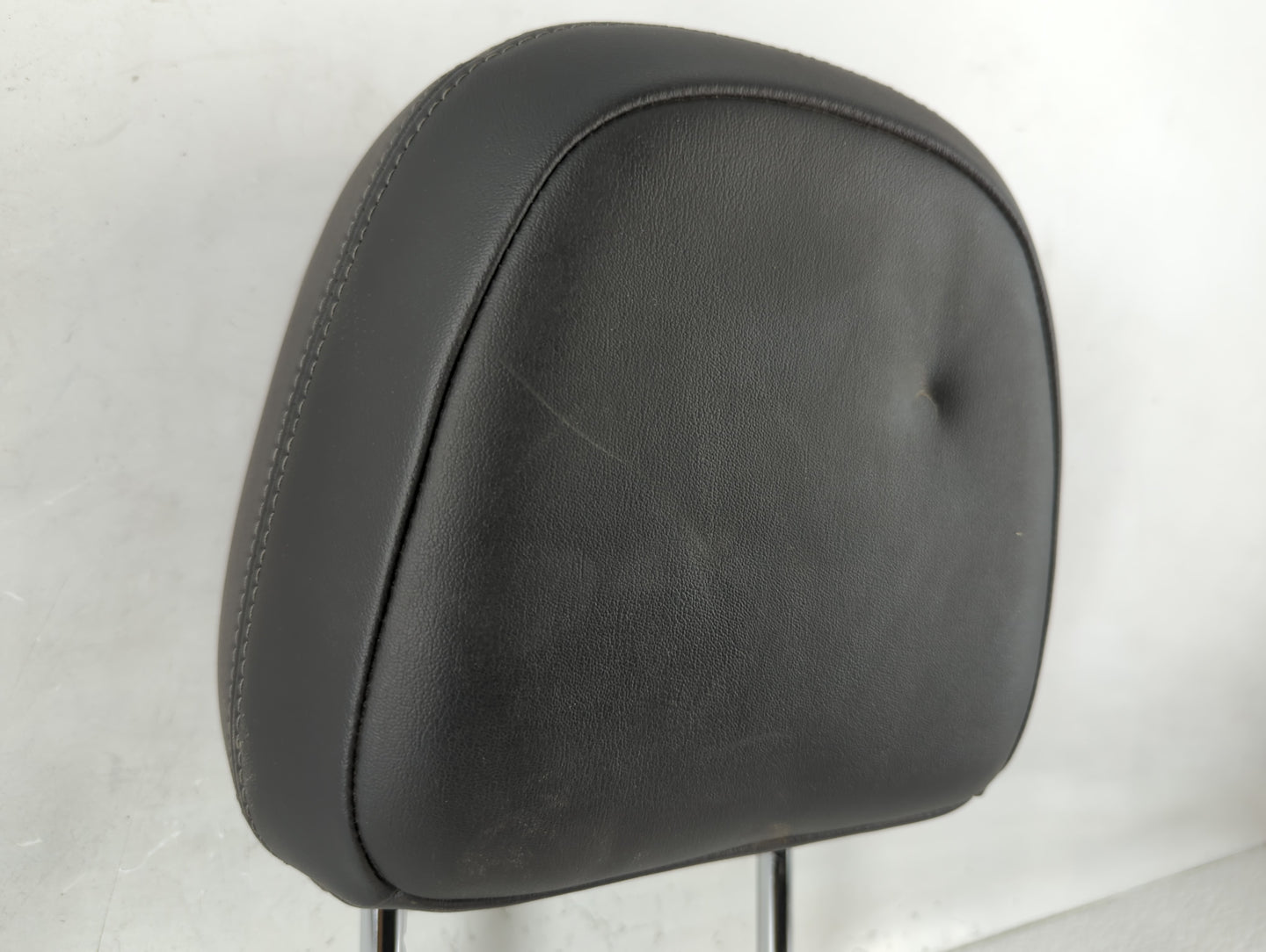 2015-2016 Buick Encore Headrest Head Rest Front Driver Passenger Seat Fits Fits 2015 2016 OEM Used Auto Parts - Oemusedautoparts1.com
