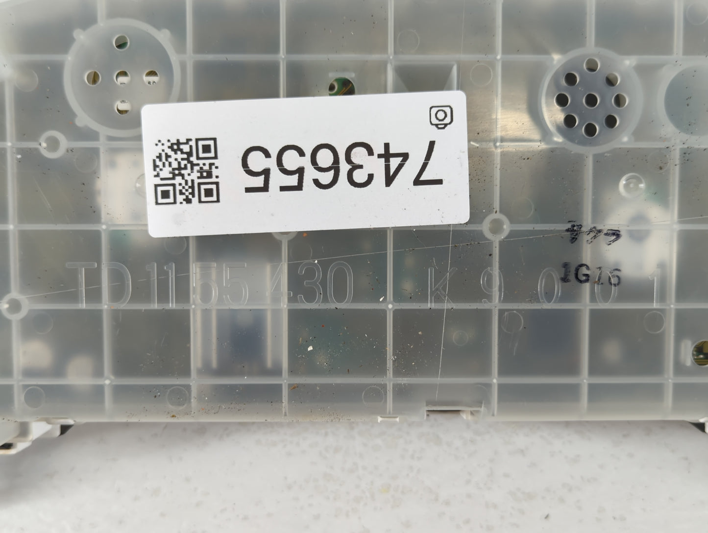 2010-2012 Mazda Cx-9 Instrument Cluster Speedometer Gauges Fits Fits 2010 2011 2012 OEM Used Auto Parts - Oemusedautoparts1.com