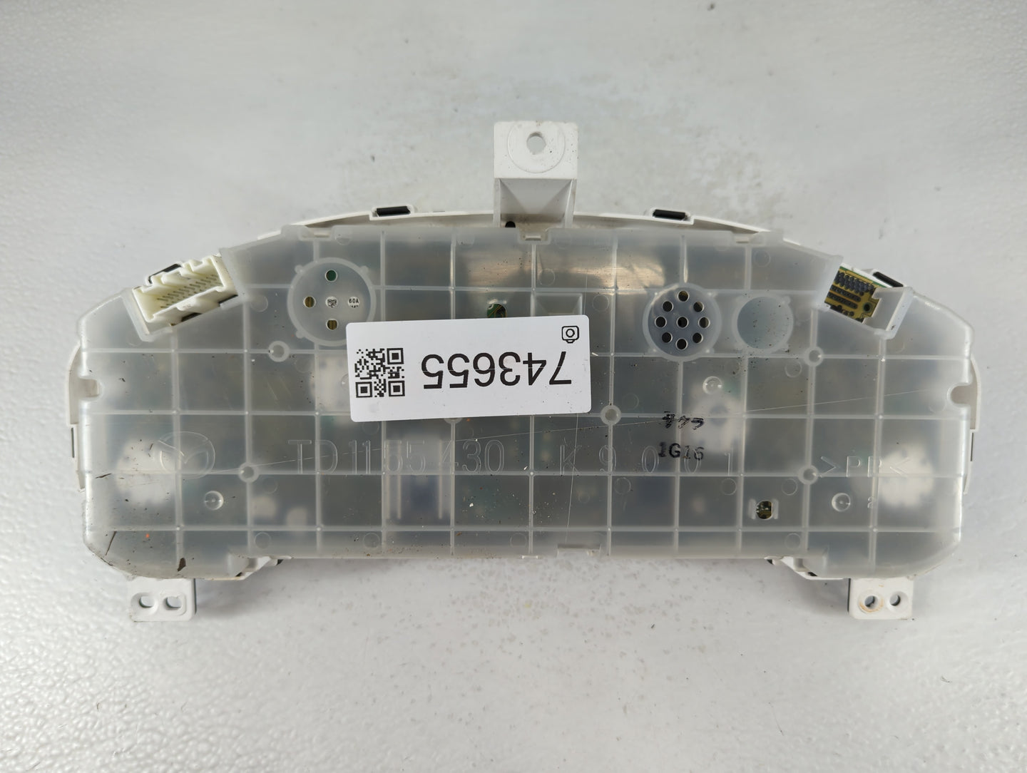 2010-2012 Mazda Cx-9 Instrument Cluster Speedometer Gauges Fits Fits 2010 2011 2012 OEM Used Auto Parts - Oemusedautoparts1.com