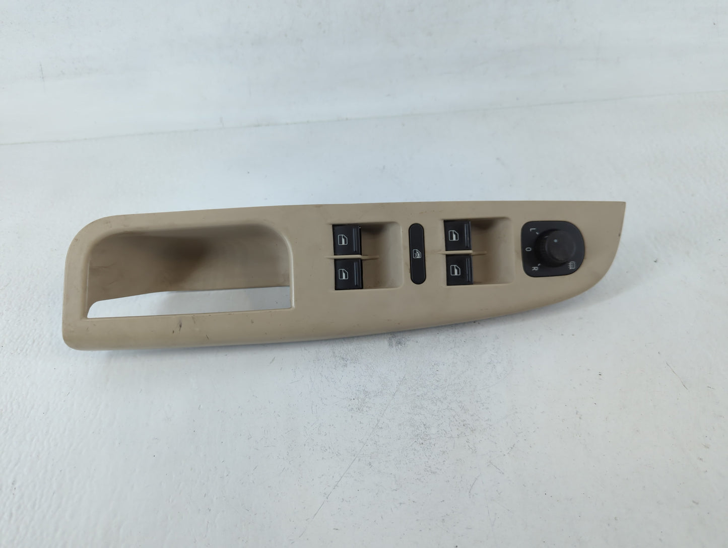 2000-2007 Volkswagen Golf Master Power Window Switch Replacement Driver Side Left P/N:1J4 959 857B 1J4 959 857D Fits OEM Used Auto Parts - Oemusedautoparts1.com