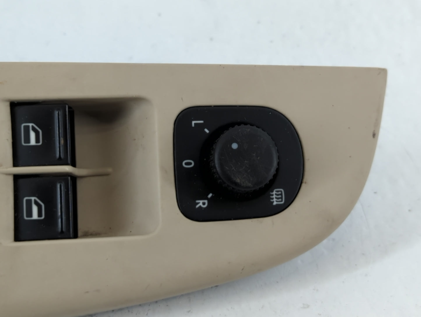 2000-2007 Volkswagen Golf Master Power Window Switch Replacement Driver Side Left P/N:1J4 959 857B 1J4 959 857D Fits OEM Used Auto Parts - Oemusedautoparts1.com