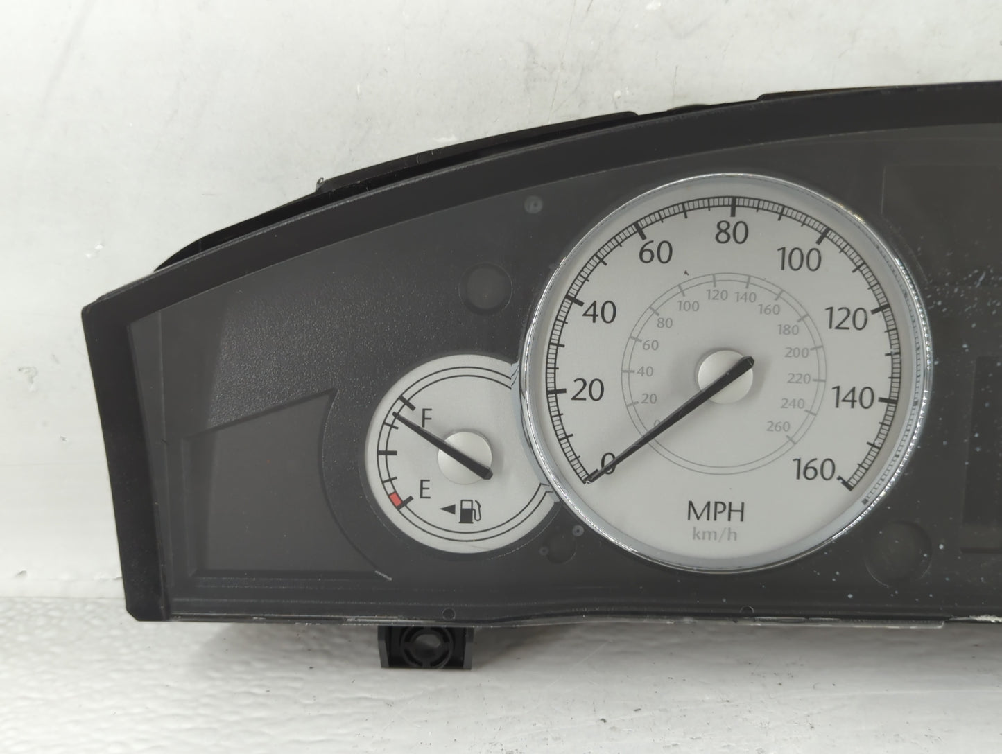 2007 Chrysler 300 Instrument Cluster Speedometer Gauges P/N:05172058 P05172058AF Fits OEM Used Auto Parts - Oemusedautoparts1.com