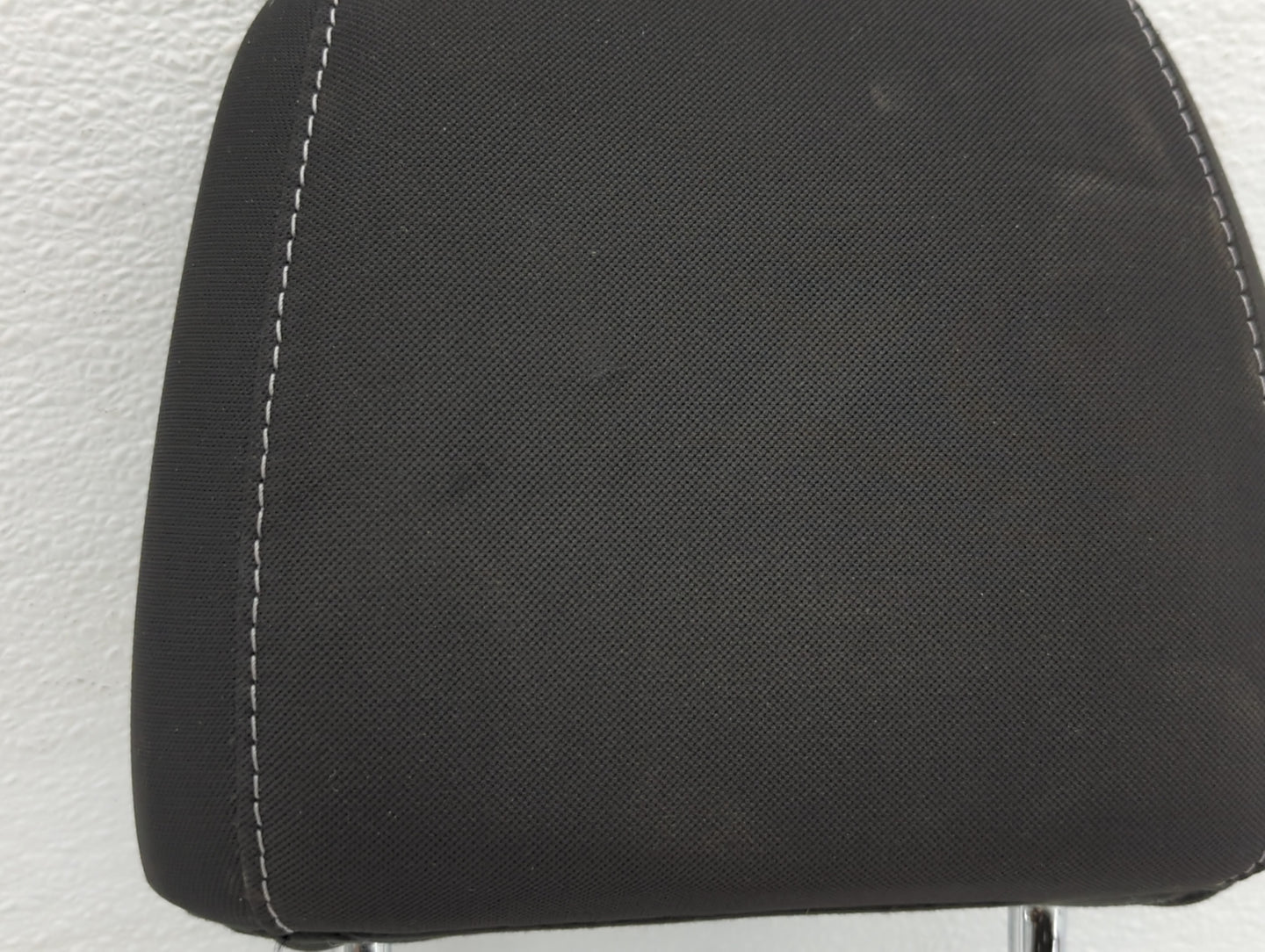 2015 Ford Escape Headrest Head Rest Front Driver Passenger Seat Fits OEM Used Auto Parts - Oemusedautoparts1.com