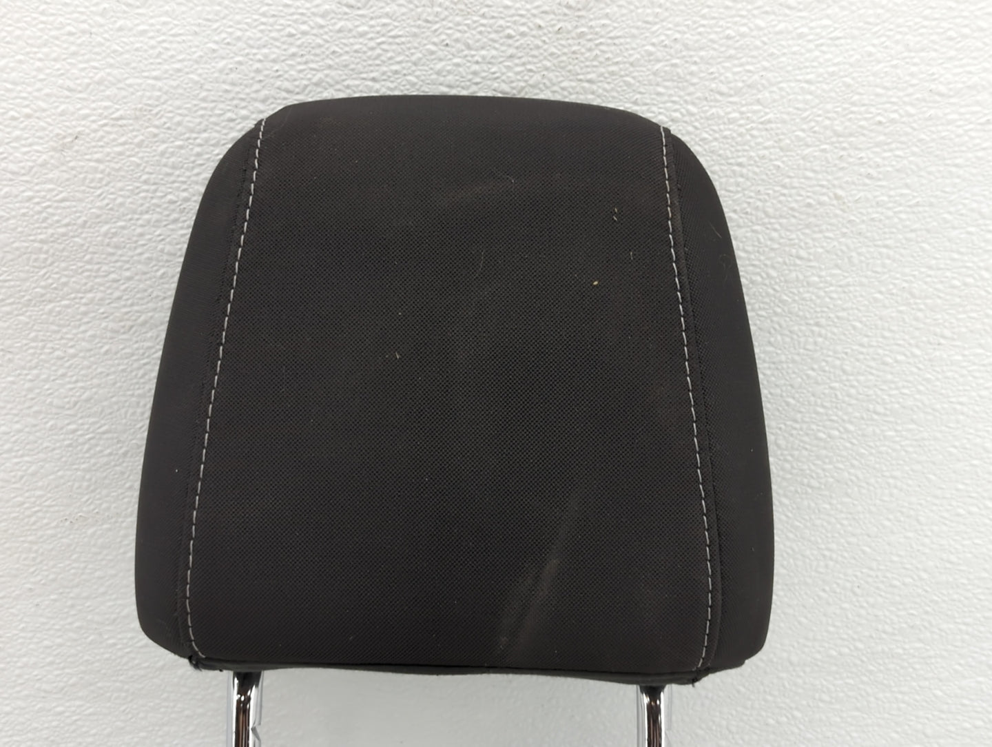 2015 Ford Escape Headrest Head Rest Front Driver Passenger Seat Fits OEM Used Auto Parts - Oemusedautoparts1.com
