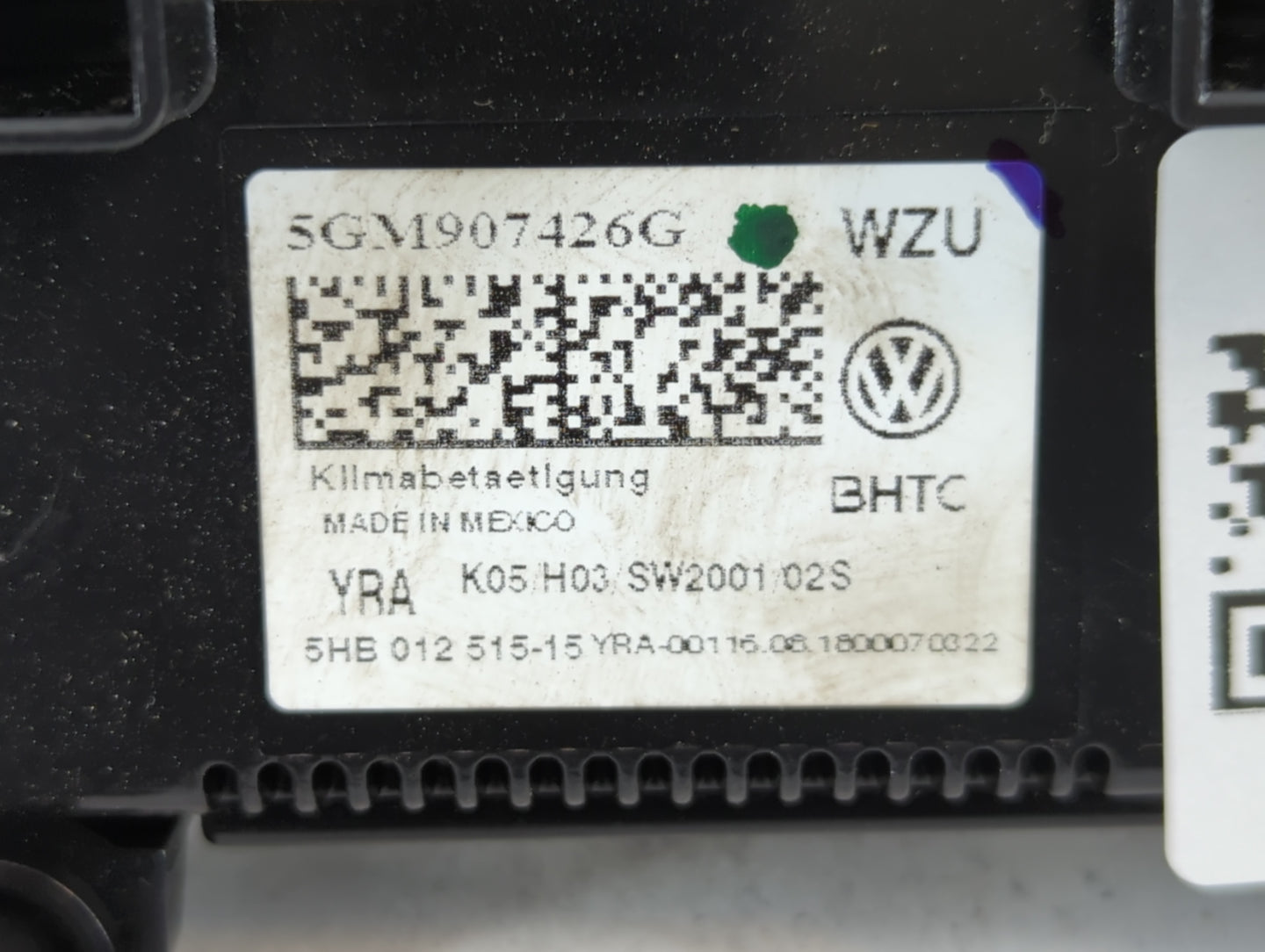 2018-2019 Volkswagen Golf Climate Control Module Temperature AC/Heater Replacement P/N:5GM907426G 5HB 012 515 Fits Fits 2018 2019 OEM Used Auto Parts - Oemusedautoparts1.com