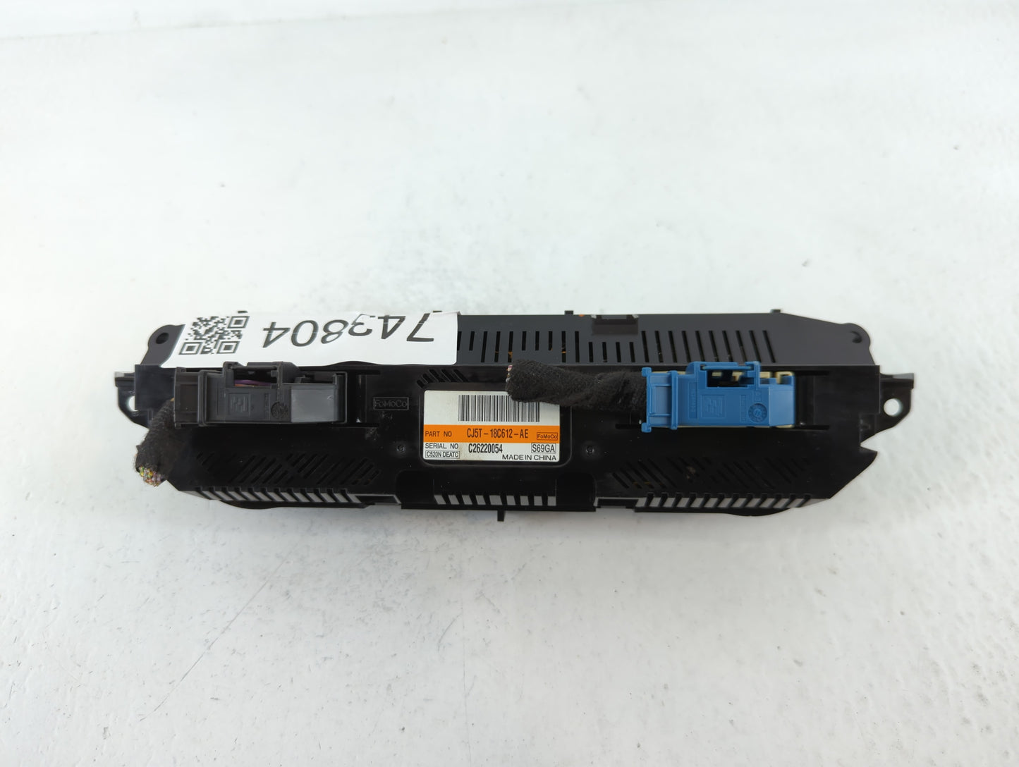 2013 Ford Escape Climate Control Module Temperature AC/Heater Replacement P/N:C26220054 CJ5T-18C612-AE Fits OEM Used Auto Parts - Oemusedautoparts1.com