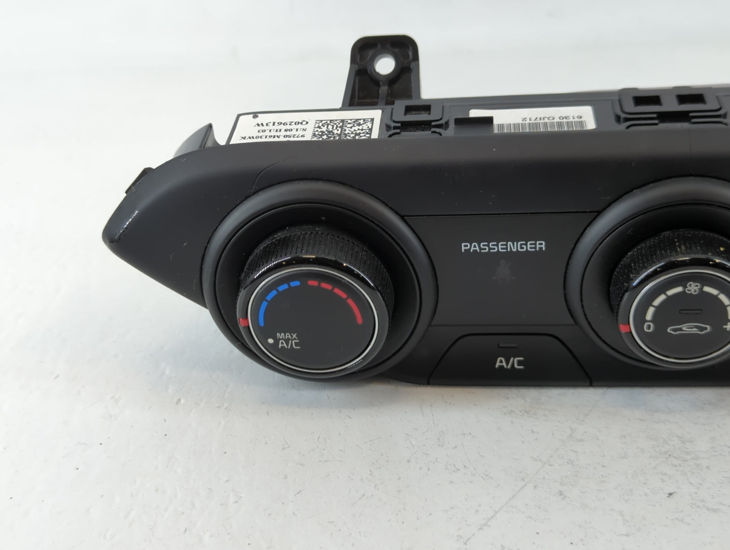 2019-2021 Kia Forte Climate Control Module Temperature AC/Heater Replacement P/N:OJQ0000244 97250-M6130WK Fits Fits 2019 2020 2021 OEM Used Auto Parts - Oemusedautoparts1.com