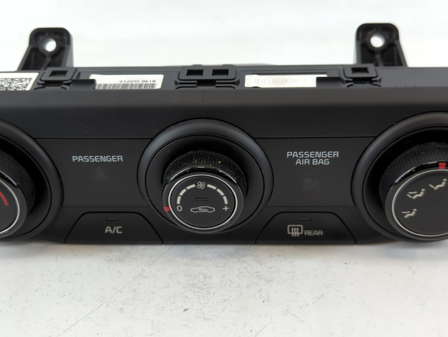 2019-2021 Kia Forte Climate Control Module Temperature AC/Heater Replacement P/N:OJQ0000244 97250-M6130WK Fits Fits 2019 2020 2021 OEM Used Auto Parts - Oemusedautoparts1.com