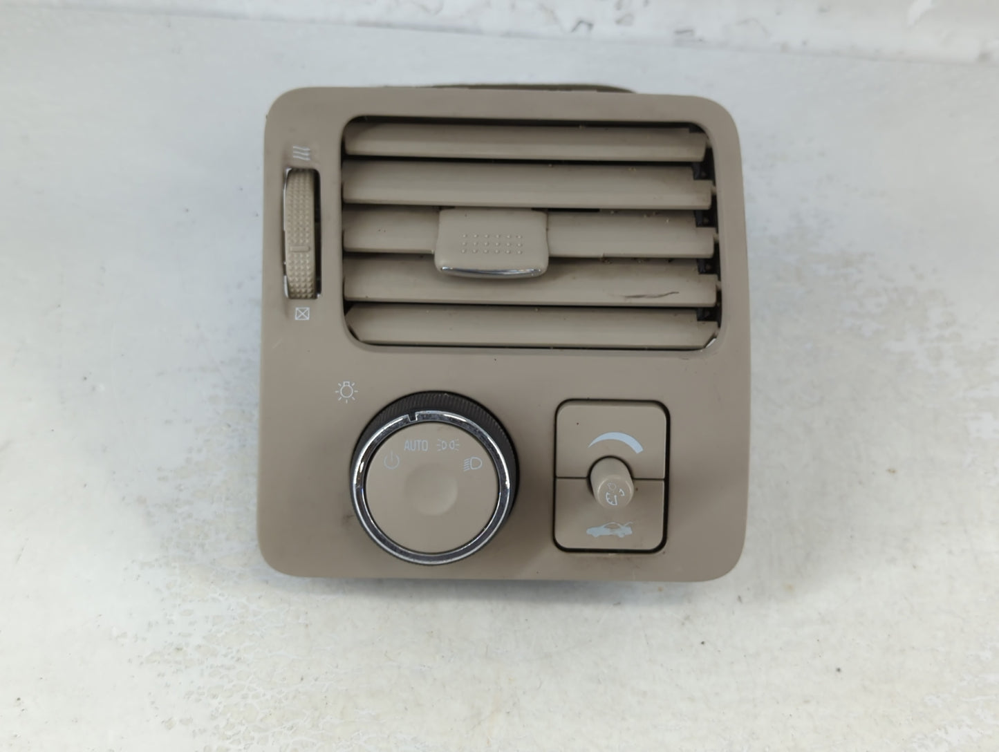 2008 Buick Lucerne Headlight Lamp Control Switch - Oemusedautoparts1.com