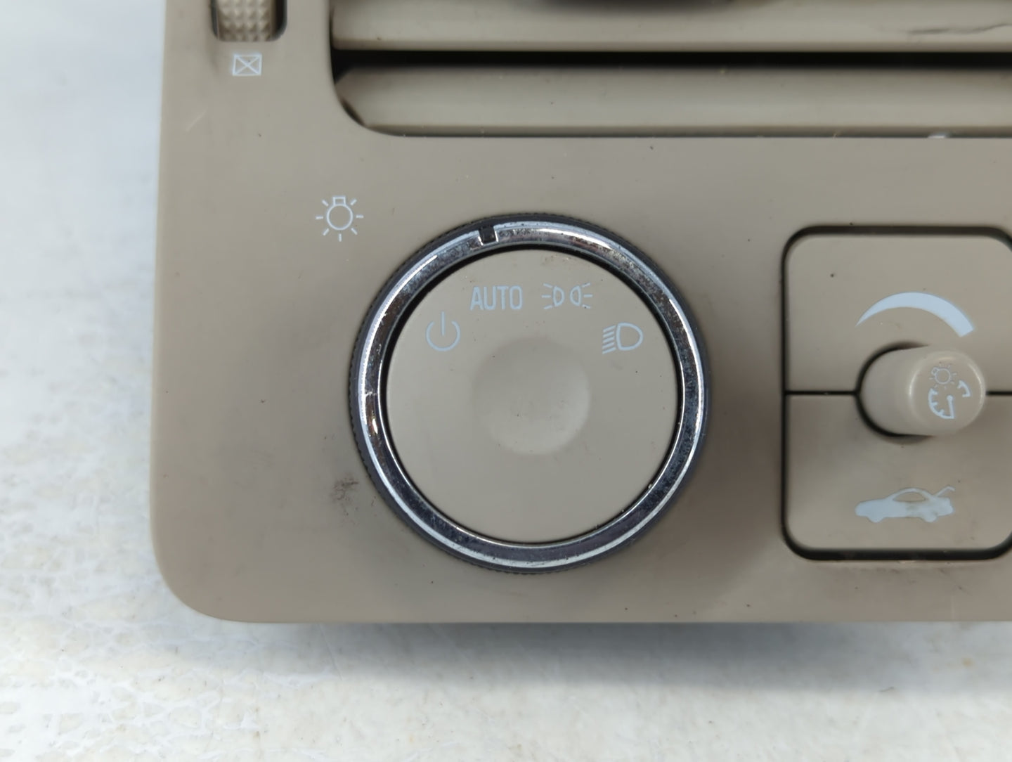 2008 Buick Lucerne Headlight Lamp Control Switch - Oemusedautoparts1.com