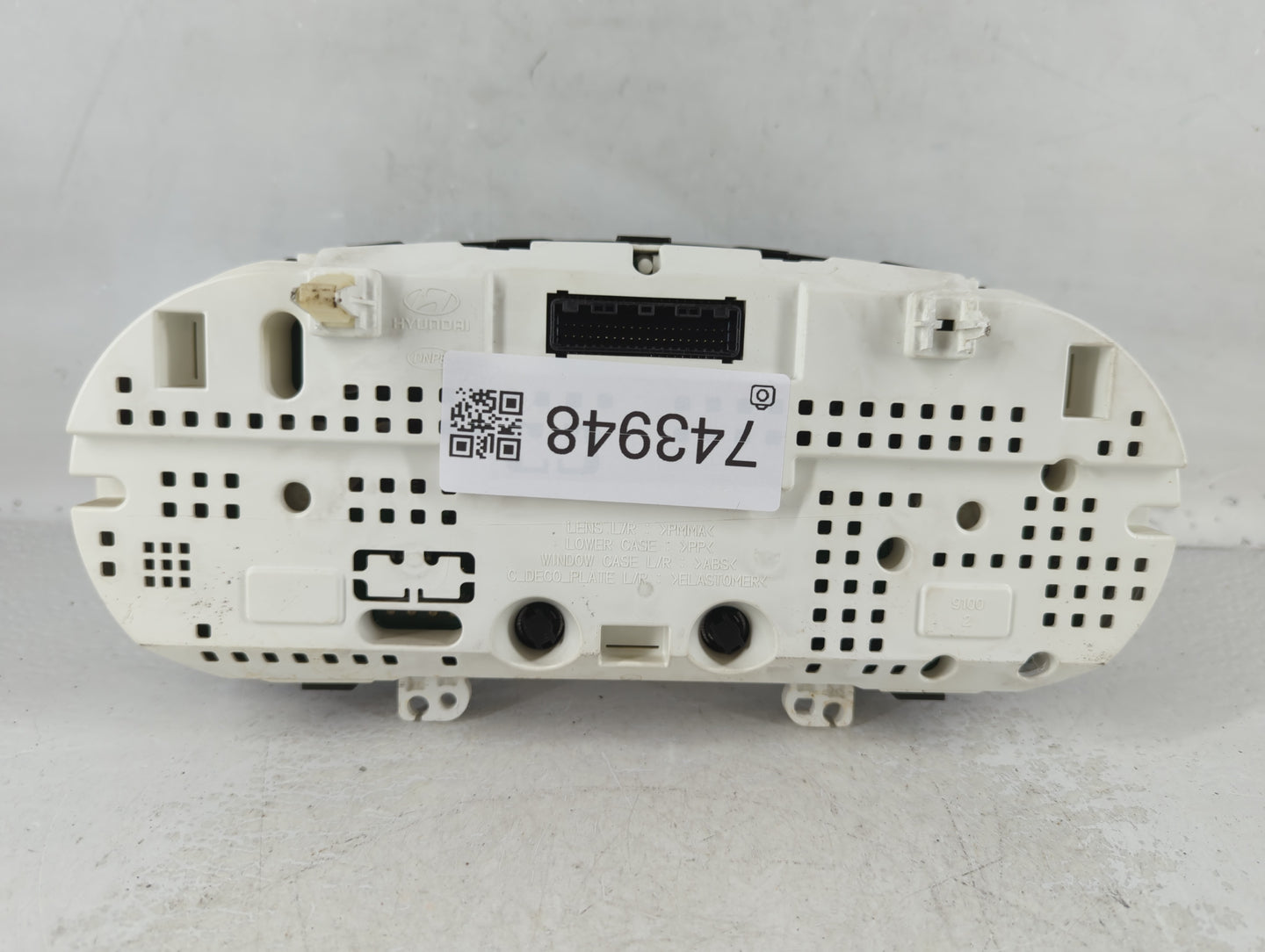 2011-2014 Hyundai Sonata Instrument Cluster Speedometer Gauges P/N:94001-3Q013 TN257470-0752 Fits Fits 2011 2012 2013 2014 OEM Used Auto Parts - Oemusedautoparts1.com