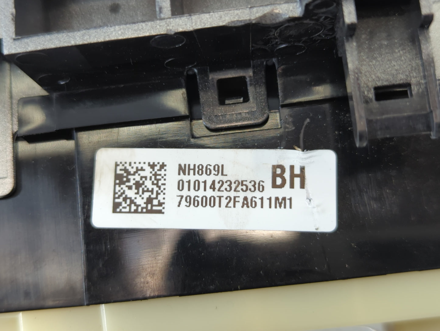 2013-2015 Honda Accord Climate Control Module Temperature AC/Heater Replacement P/N:01014232536 NH869L Fits Fits 2013 2014 2015 OEM Used Auto Parts - Oemusedautoparts1.com