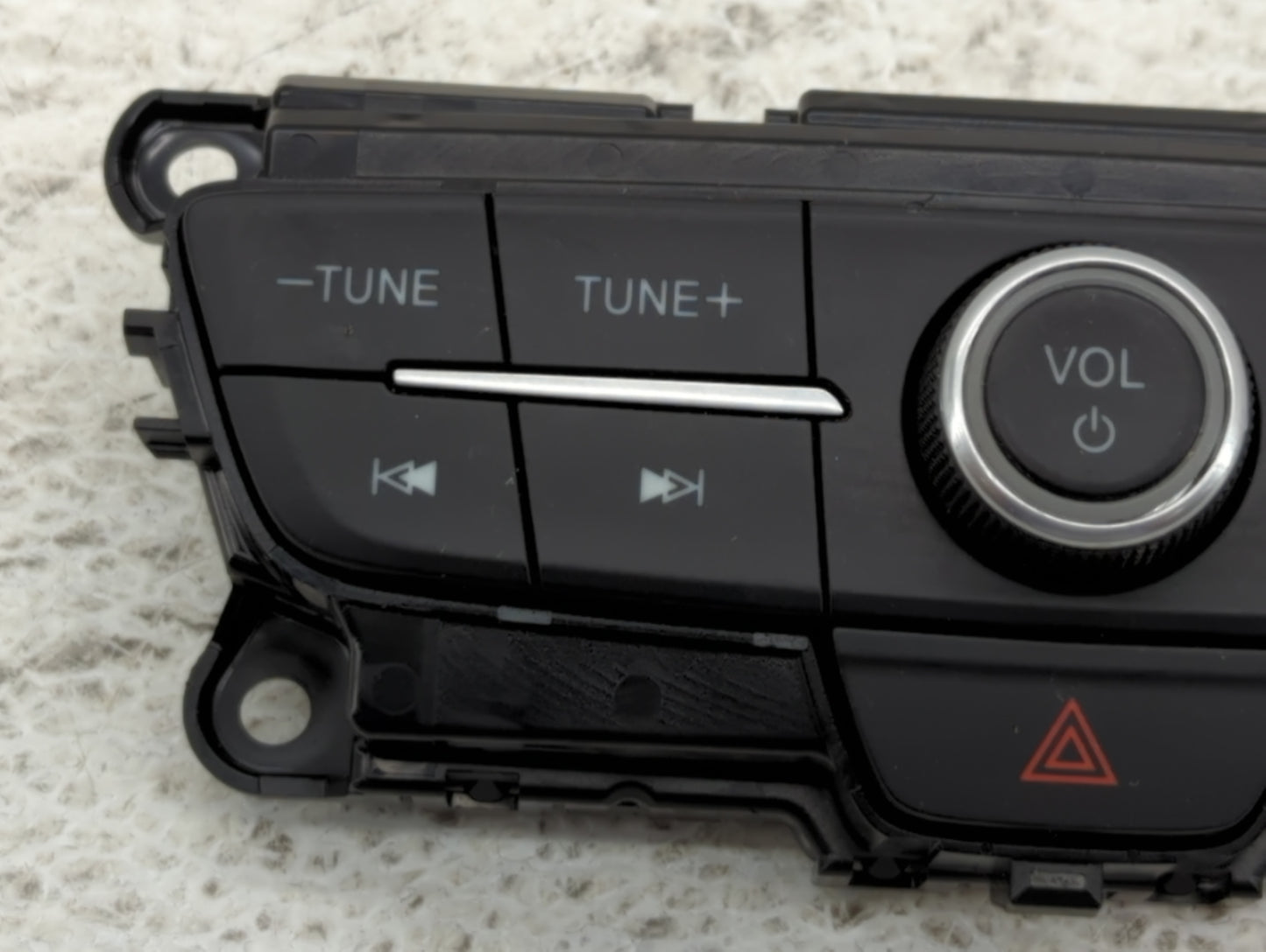 2017-2019 Ford Escape Radio AM FM Cd Player Receiver Replacement P/N:4F571-HB F1CT18K811HC Fits Fits 2017 2018 2019 OEM Used Auto Parts - Oemusedautoparts1.com