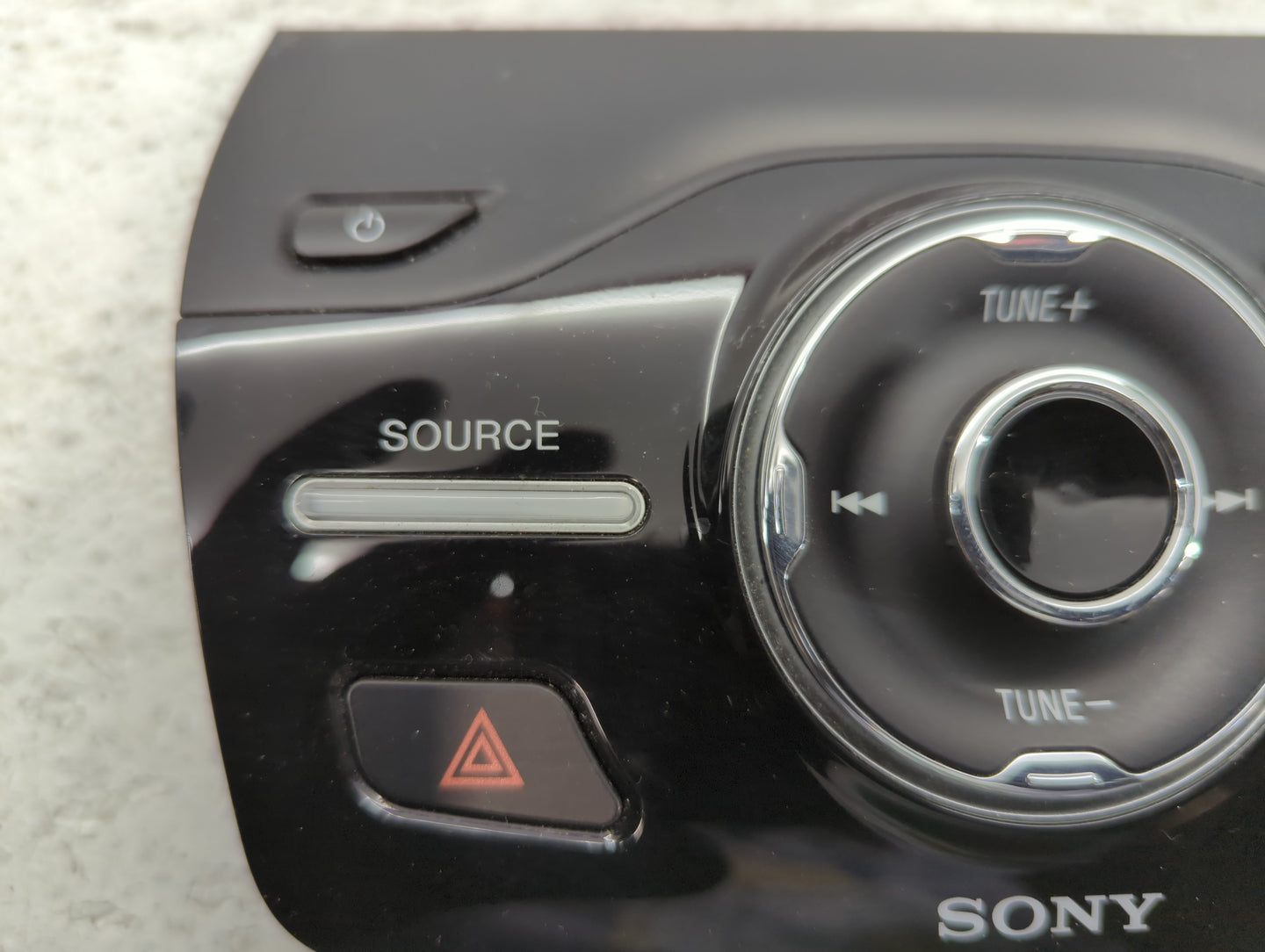 2013-2016 Ford Escape Radio AM FM Cd Player Receiver Replacement P/N:90151-696 CJ5T-18K811-FD Fits Fits 2013 2014 2015 2016 OEM Used Auto Parts - Oemusedautoparts1.com