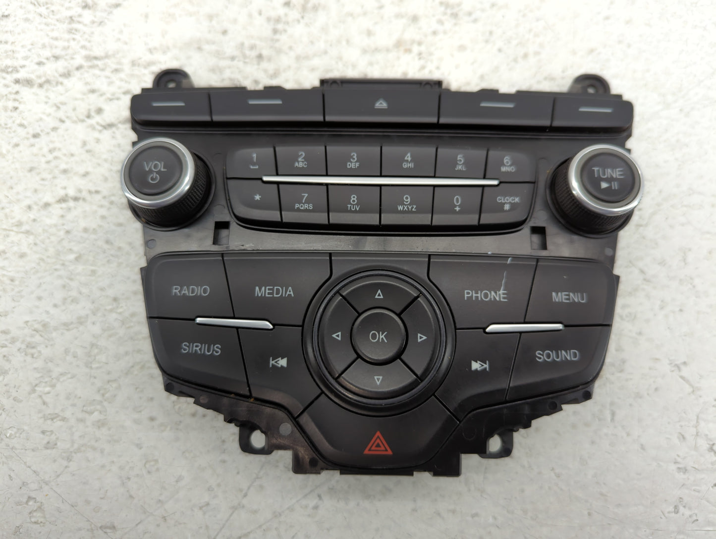 2017-2019 Ford Escape Radio AM FM Cd Player Receiver Replacement P/N:PP-T20 XXXX-18K811-XX Fits Fits 2015 2016 2017 2018 2019 OEM Used Auto Parts - Oemusedautoparts1.com