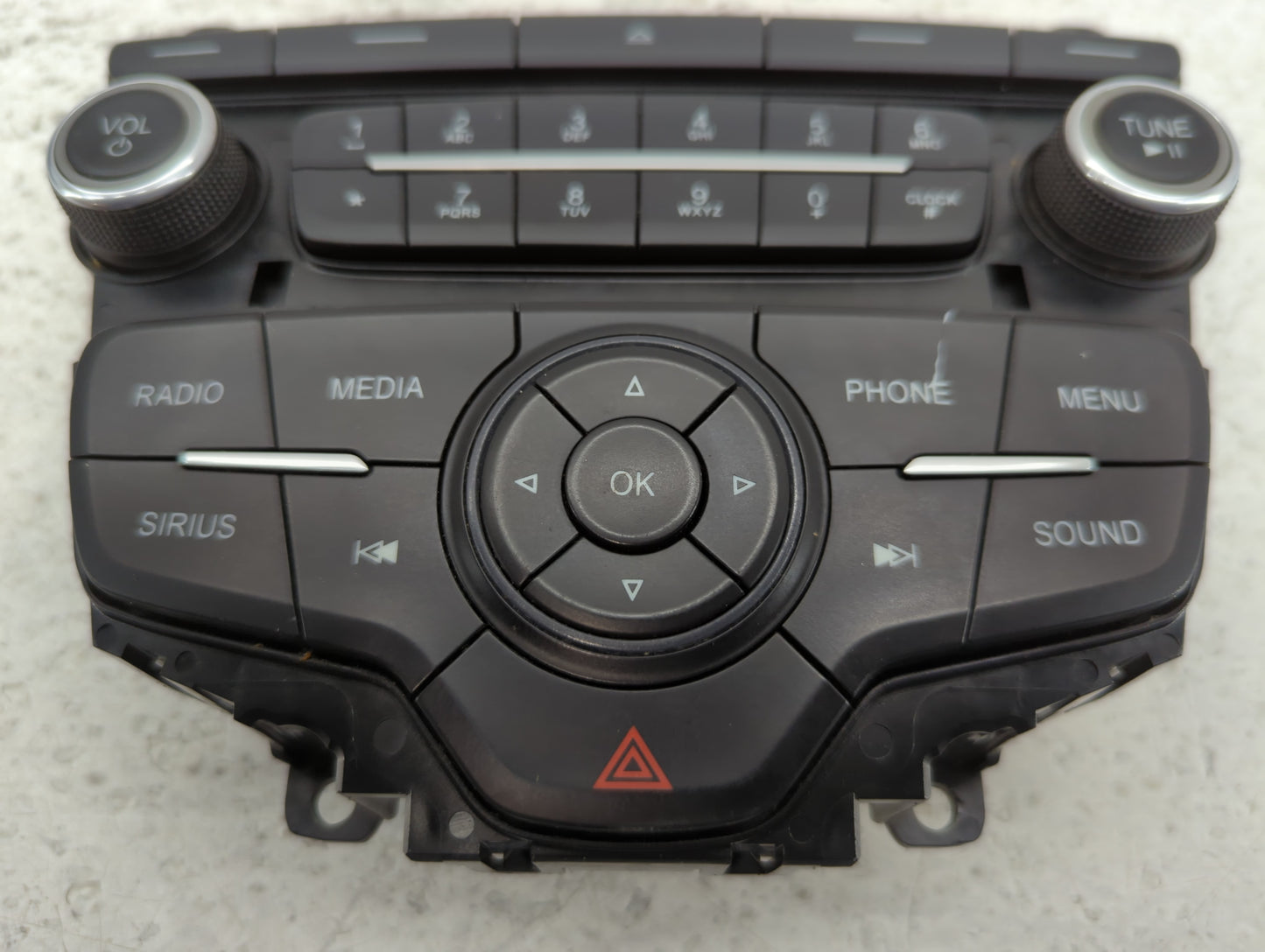 2017-2019 Ford Escape Radio AM FM Cd Player Receiver Replacement P/N:PP-T20 XXXX-18K811-XX Fits Fits 2015 2016 2017 2018 2019 OEM Used Auto Parts - Oemusedautoparts1.com