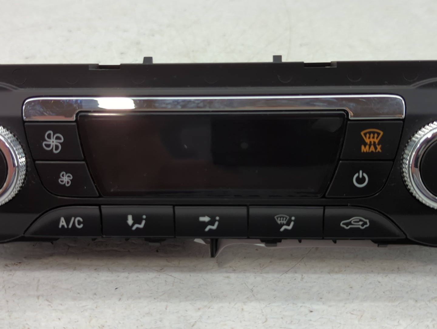 2013-2015 Ford Escape Climate Control Module Temperature AC/Heater Replacement P/N:CJ5T-18C612-BC Fits Fits 2013 2014 2015 OEM Used Auto Parts - Oemusedautoparts1.com
