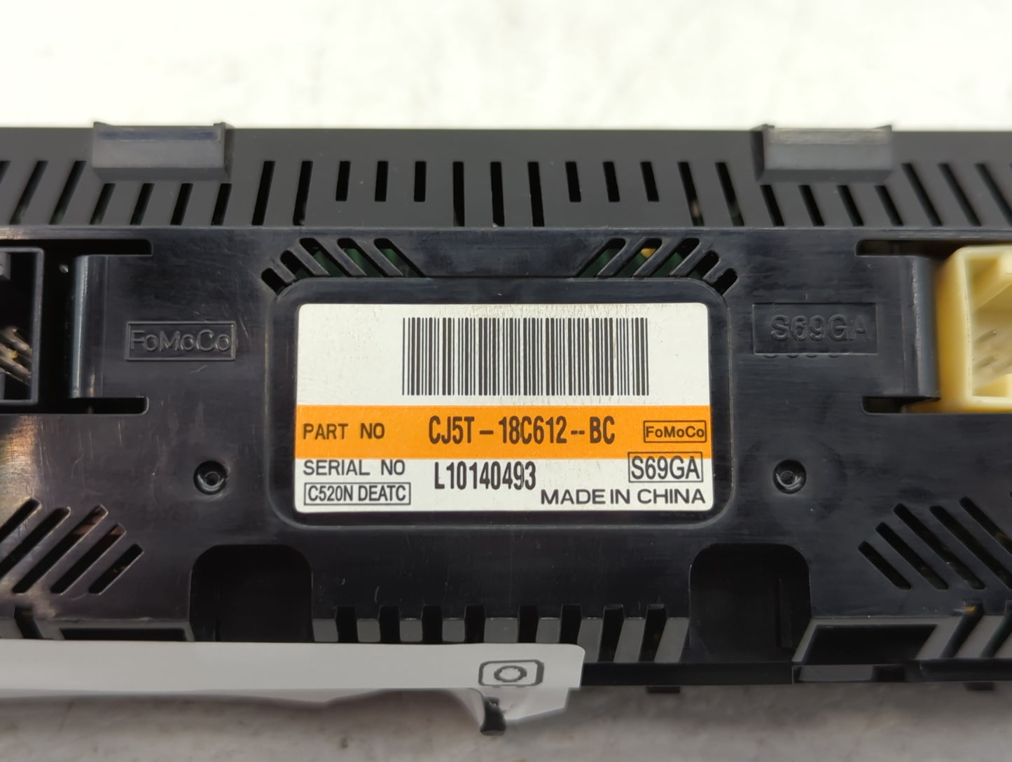 2013-2015 Ford Escape Climate Control Module Temperature AC/Heater Replacement P/N:CJ5T-18C612-BC Fits Fits 2013 2014 2015 OEM Used Auto Parts - Oemusedautoparts1.com