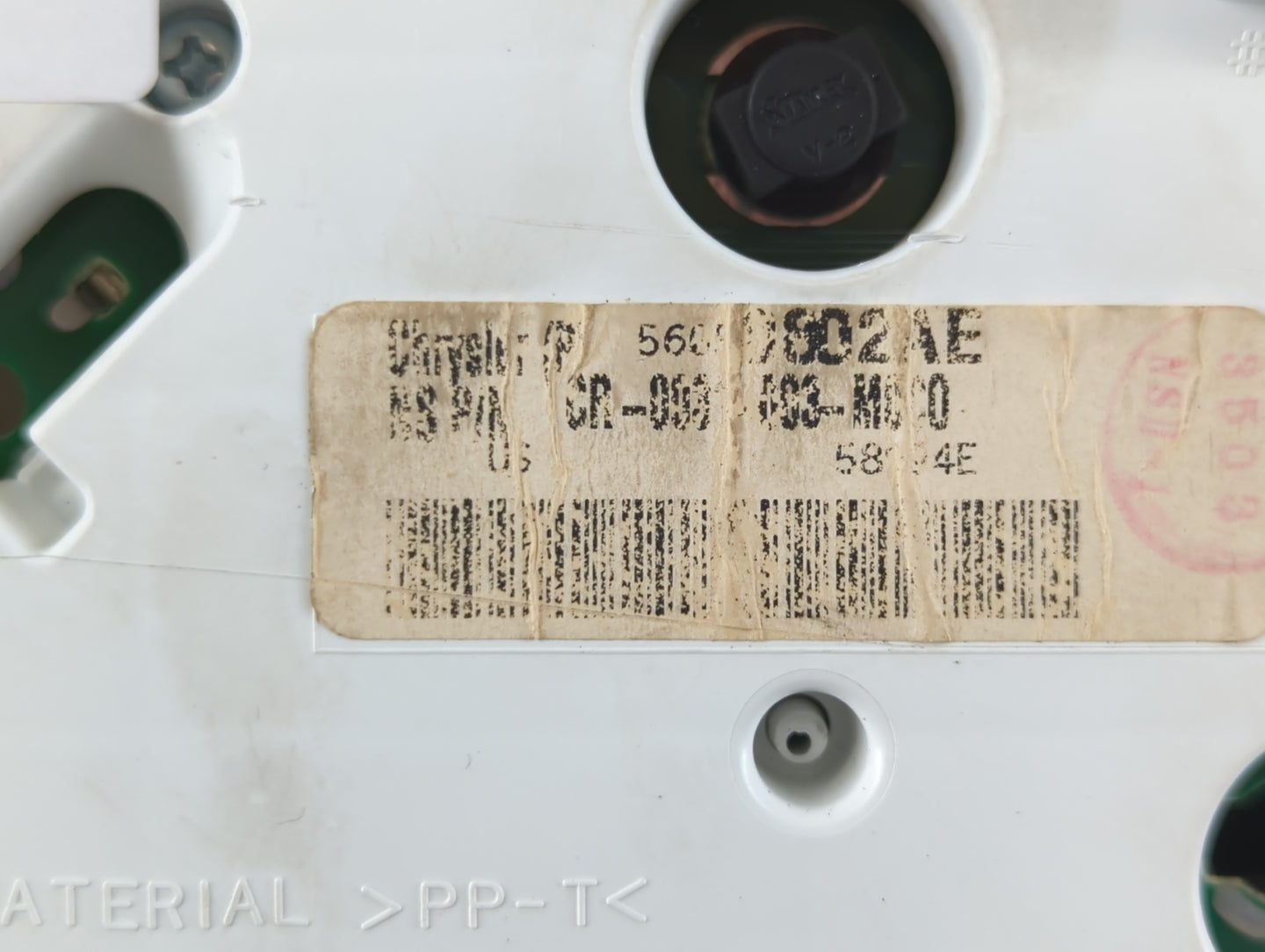 2002-2004 Jeep Grand Cherokee Instrument Cluster Speedometer Gauges P/N:56050802AE CR-0031-003-M0C0 Fits Fits 2002 2003 2004 OEM Used Auto Parts - Oemusedautoparts1.com