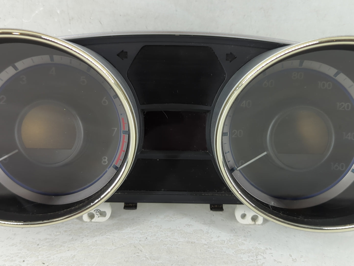 2011-2014 Hyundai Sonata Instrument Cluster Speedometer Gauges P/N:94001-3Q014 TN257470-3214 Fits Fits 2011 2012 2013 2014 OEM Used Auto Parts - Oemusedautoparts1.com