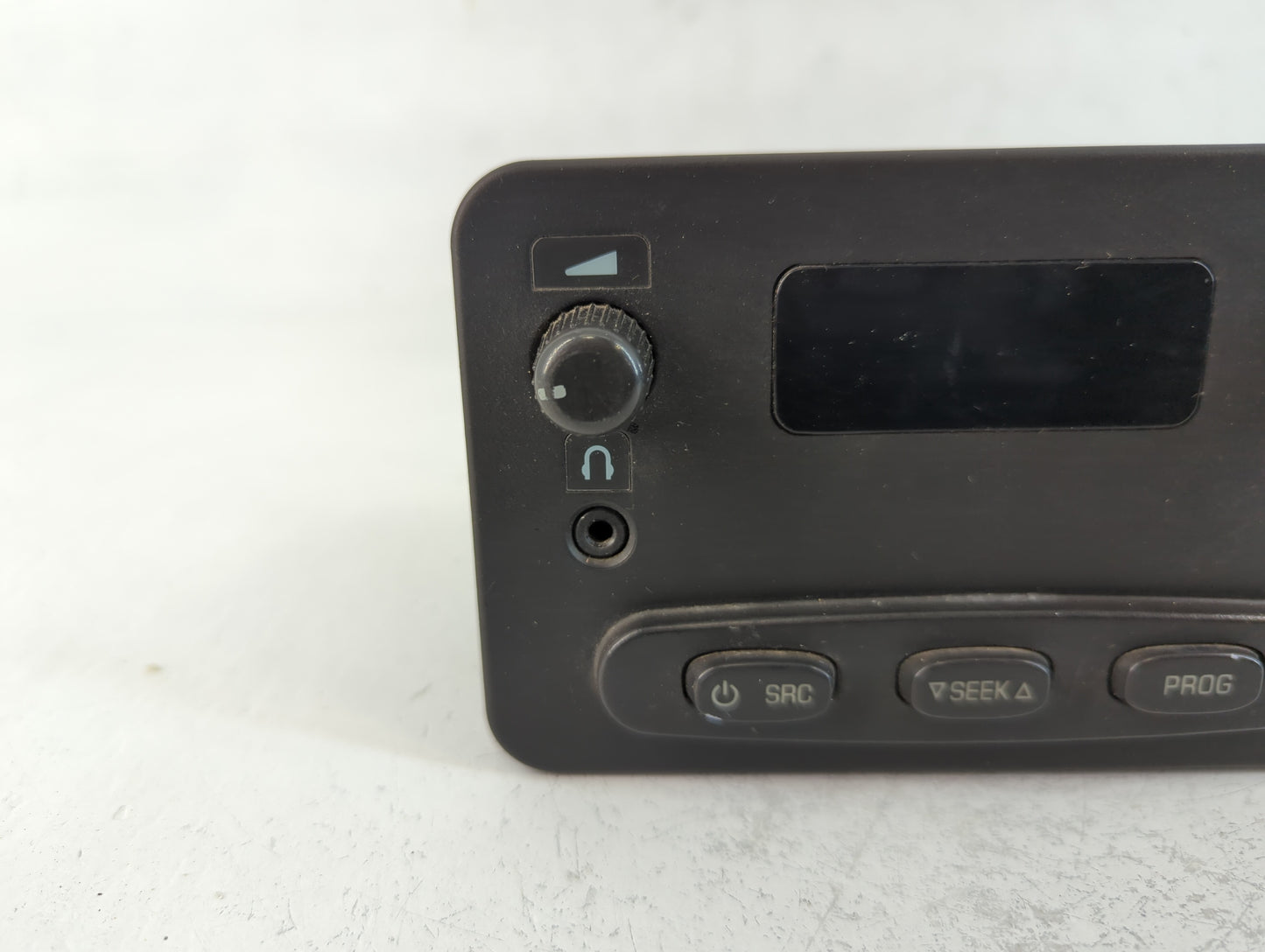 2002 Cadillac Escalade Radio AM FM Cd Player Receiver Replacement P/N:10358082 Fits Fits 2001 OEM Used Auto Parts - Oemusedautoparts1.com