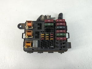 1998 Chevrolet Silverado 1500 Fusebox Fuse Box Panel Relay Module P/N:12162652-A Fits OEM Used Auto Parts