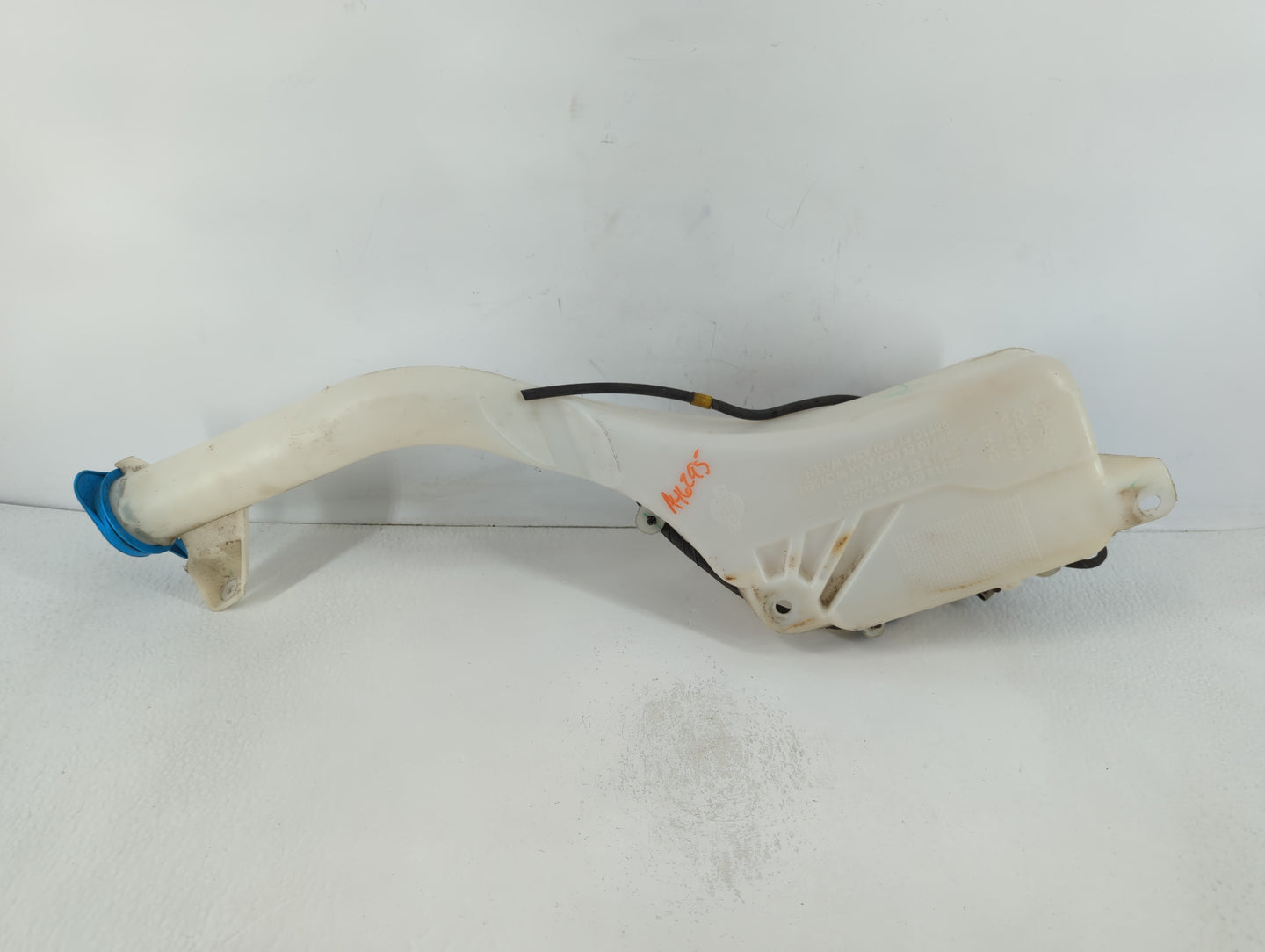 2007-2012 Nissan Sentra Windshield Washer Fluid Reservoir Bottle Oem - Oemusedautoparts1.com