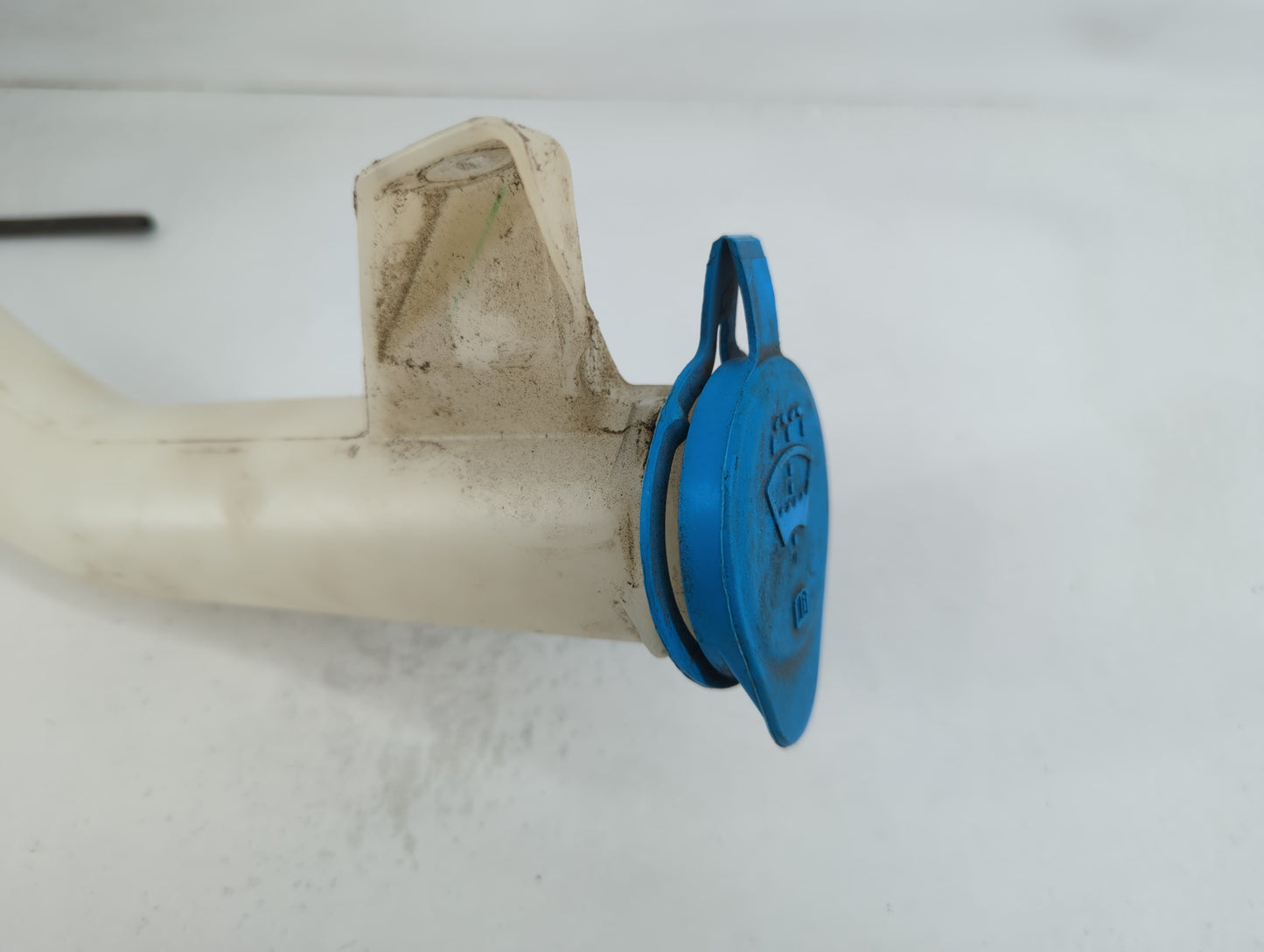 2007-2012 Nissan Sentra Windshield Washer Fluid Reservoir Bottle Oem - Oemusedautoparts1.com