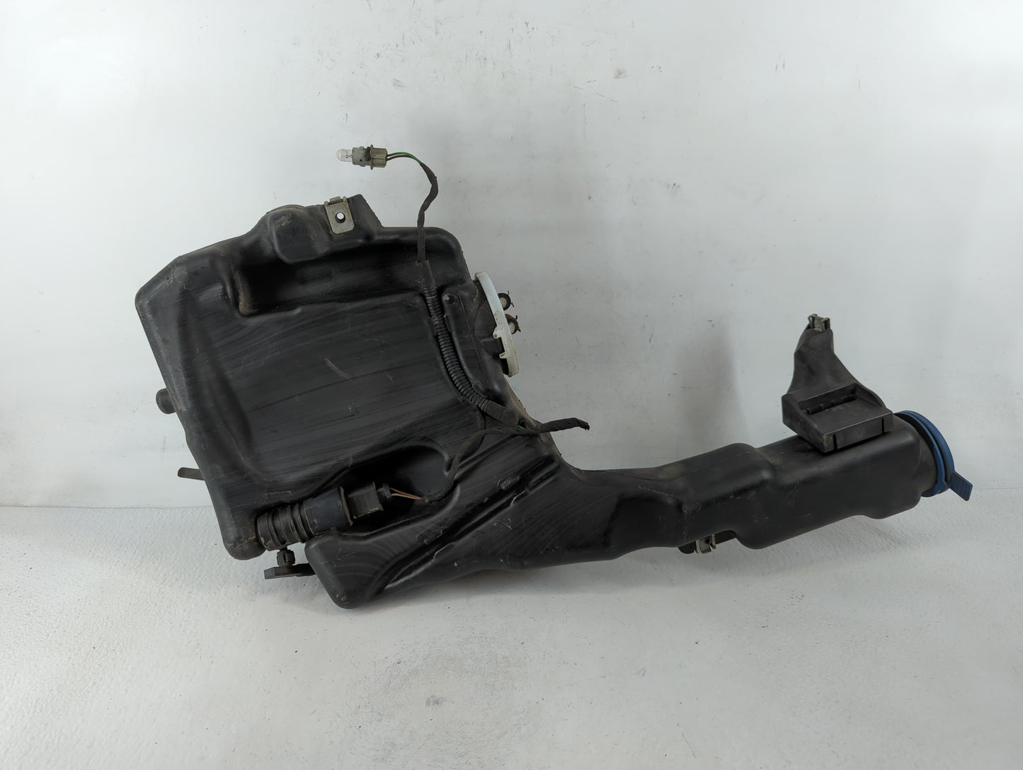 2010-2015 Mercedes-benz C250 Windshield Washer Fluid Reservoir Bottle Oem - Oemusedautoparts1.com