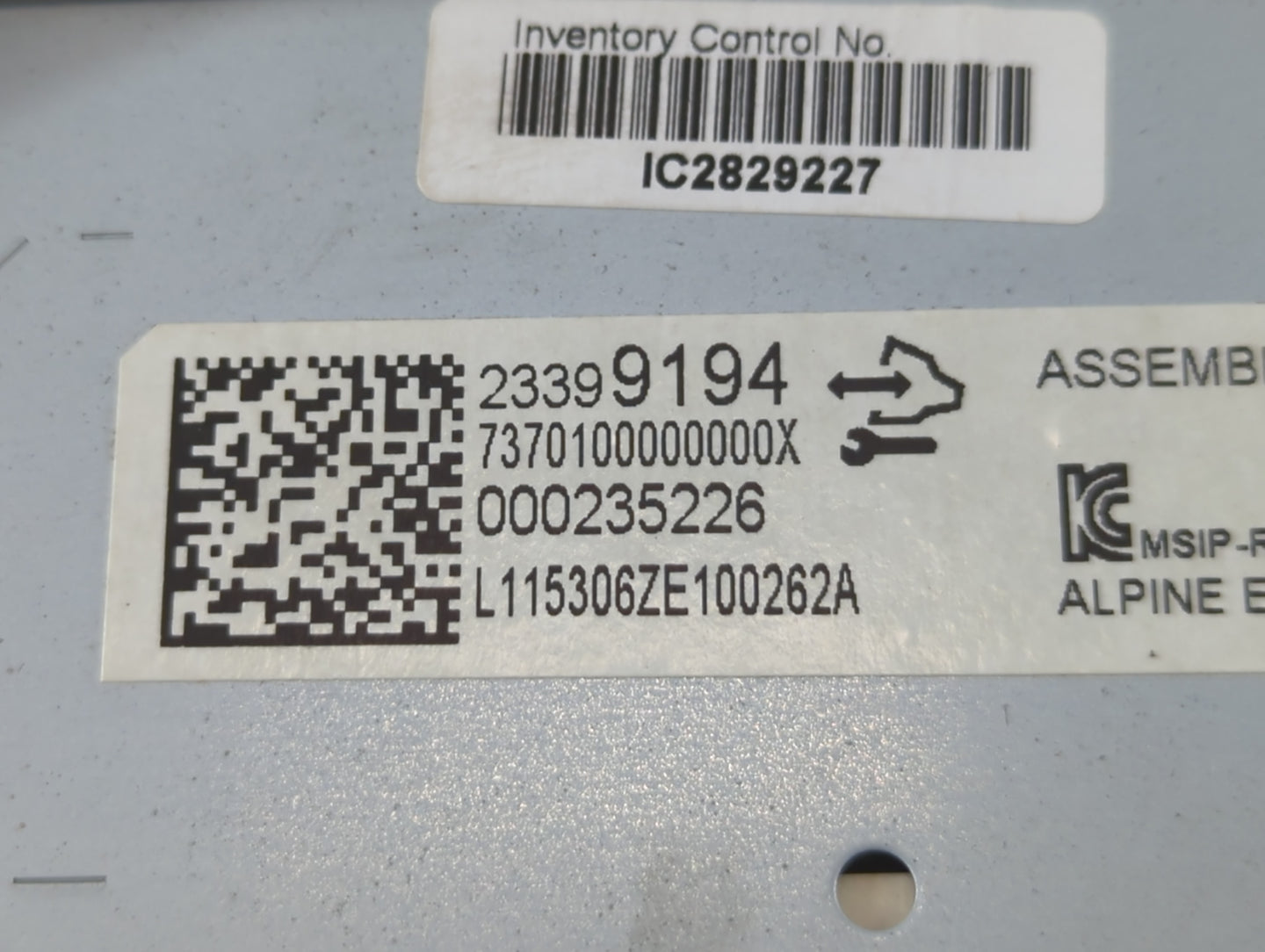 2014-2017 Chevrolet Impala Radio AM FM Cd Player Receiver Replacement P/N:23399194 Fits Fits 2014 2015 2016 2017 OEM Used Auto Parts - Oemusedautoparts1.com