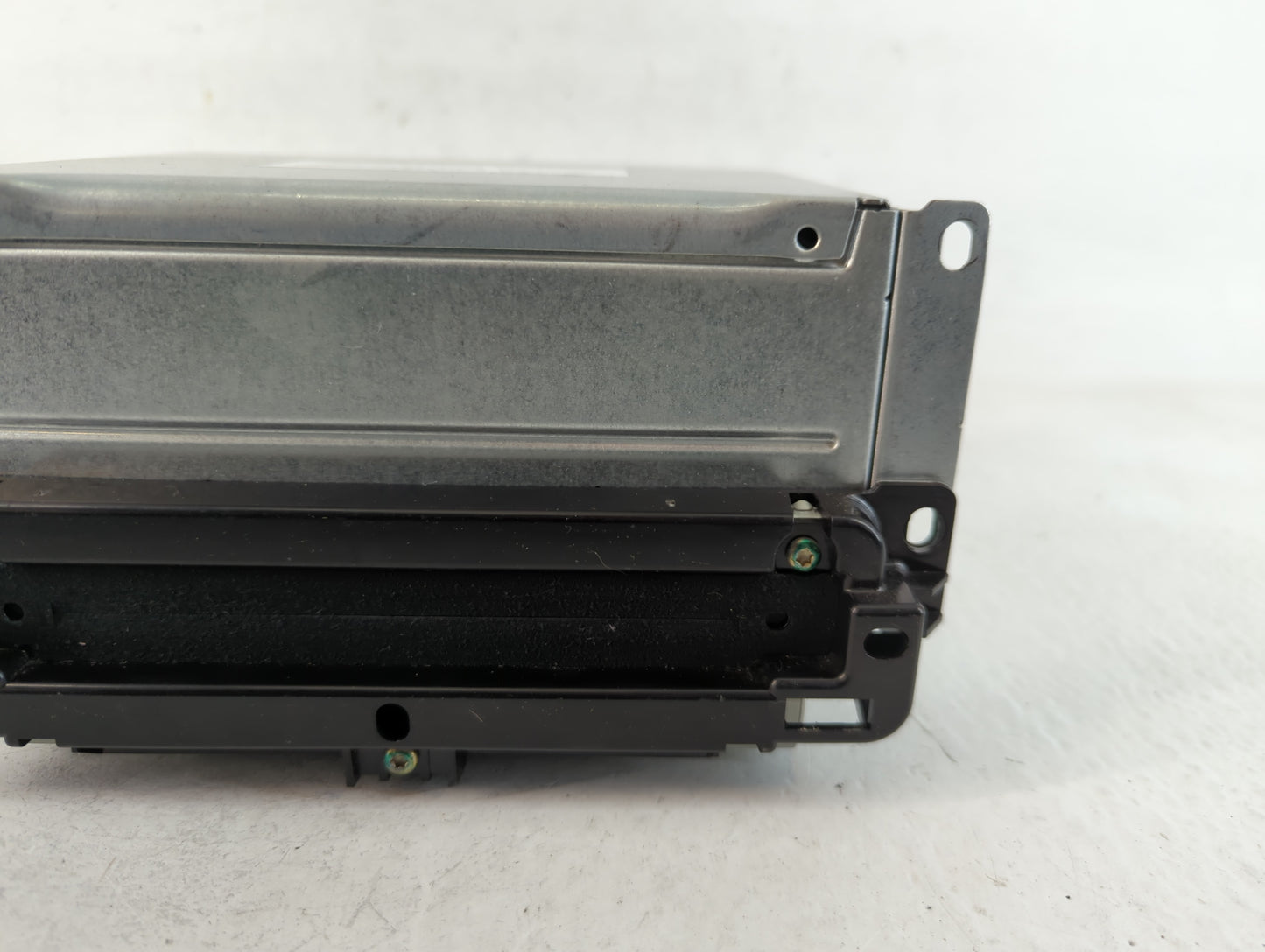 2014 Kia Sorento Radio AM FM Cd Player Receiver Replacement P/N:P68209671AB Fits OEM Used Auto Parts - Oemusedautoparts1.com