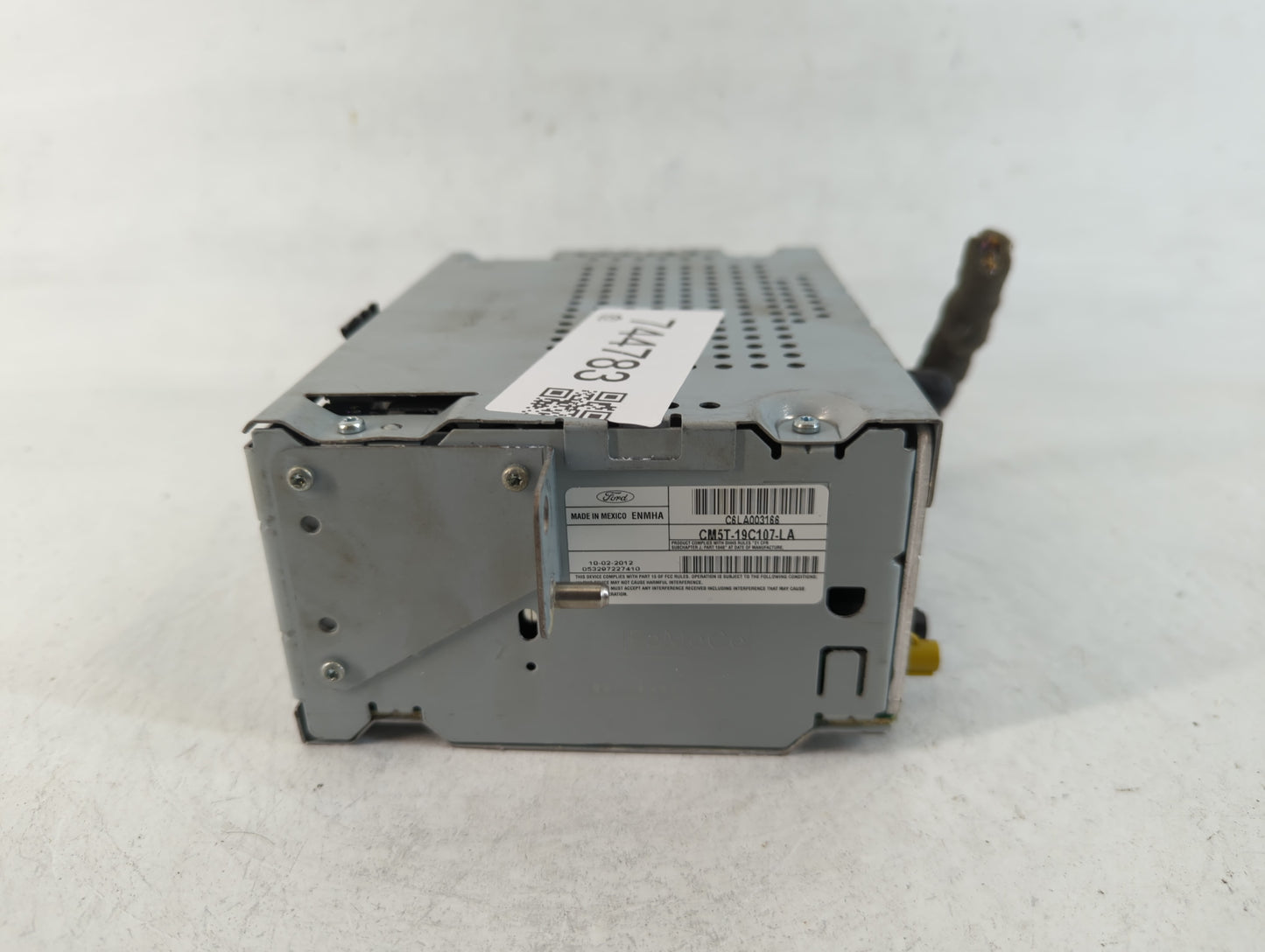 2013 Ford Edge Radio AM FM Cd Player Receiver Replacement P/N:CM5T-19C107-LA Fits OEM Used Auto Parts - Oemusedautoparts1.com