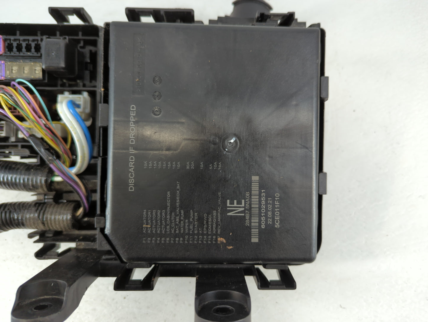 2017-2022 Nissan Rogue Sport Fusebox Fuse Box Panel Relay Module P/N:284B7 5NA0B Fits Fits 2017 2018 2019 2020 2021 2022 OEM Used Auto Parts - Oemusedautoparts1.com