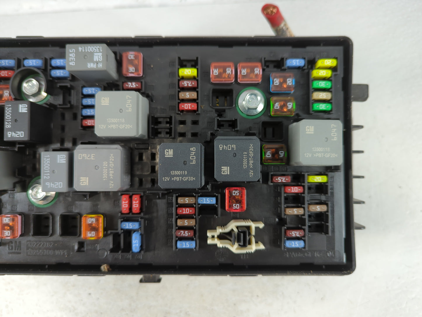 2011-2014 Chevrolet Cruze Fusebox Fuse Box Panel Relay Module P/N:95216200-01 13255300, 13222782 Fits Fits 2011 2012 2013 2014 OEM Used Auto Parts - Oemusedautoparts1.com