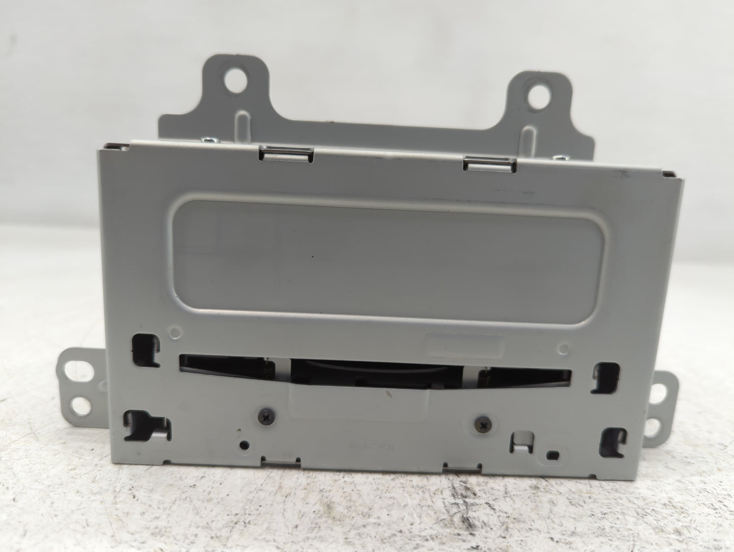 2011-2012 Chevrolet Cruze Radio AM FM Cd Player Receiver Replacement P/N:20983517 Fits Fits 2010 2011 2012 OEM Used Auto Parts - Oemusedautoparts1.com
